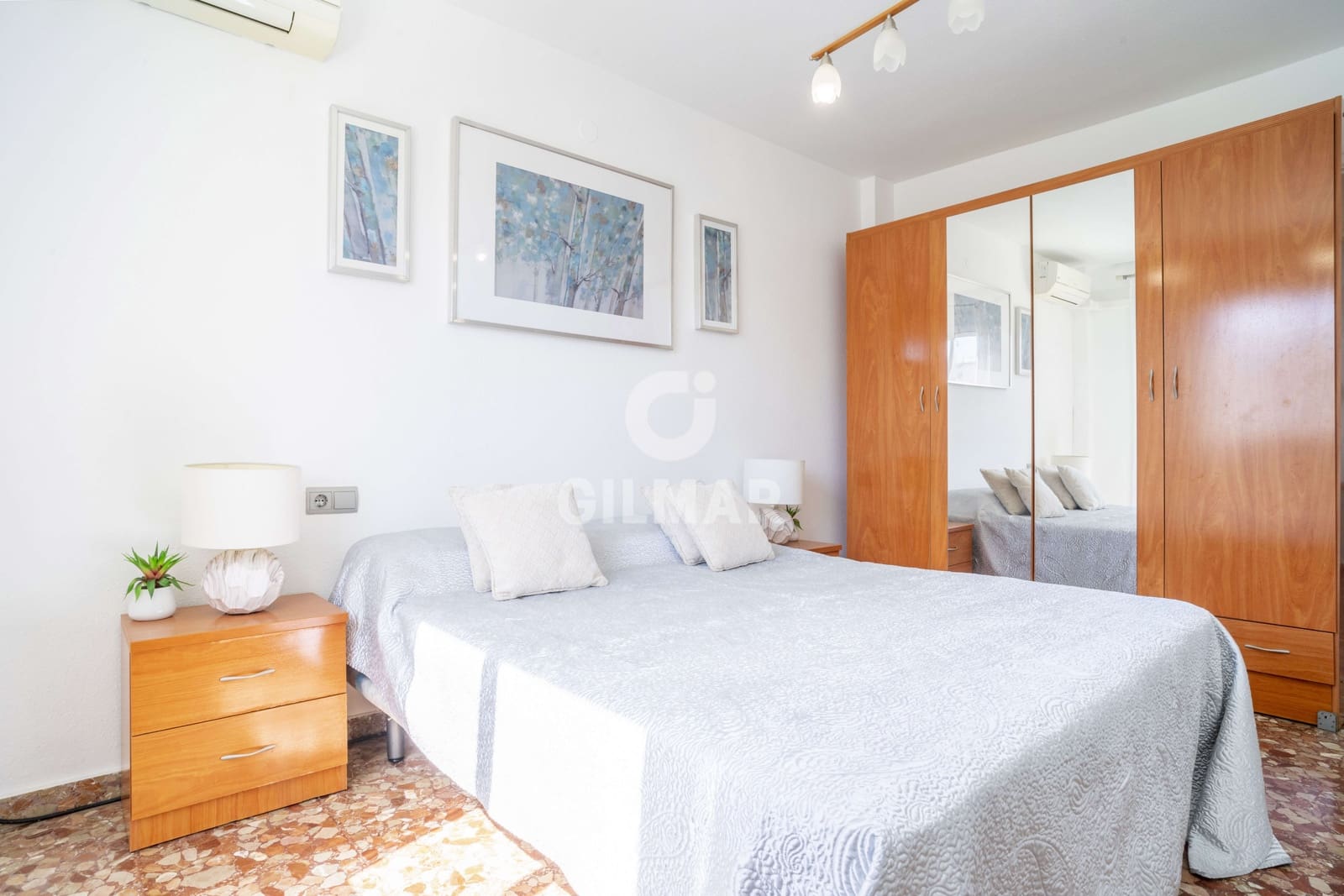 Piso de 3 habitaciones en Estepona en venta - 450.000 € (Ref: 9205981)