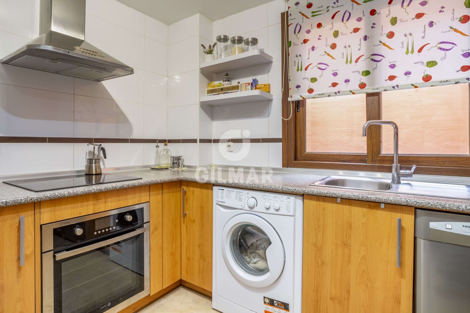 2 soverom Penthouse til salgs i Estepona med svømmebasseng garasje - € 525 000 (Ref: 9205982)