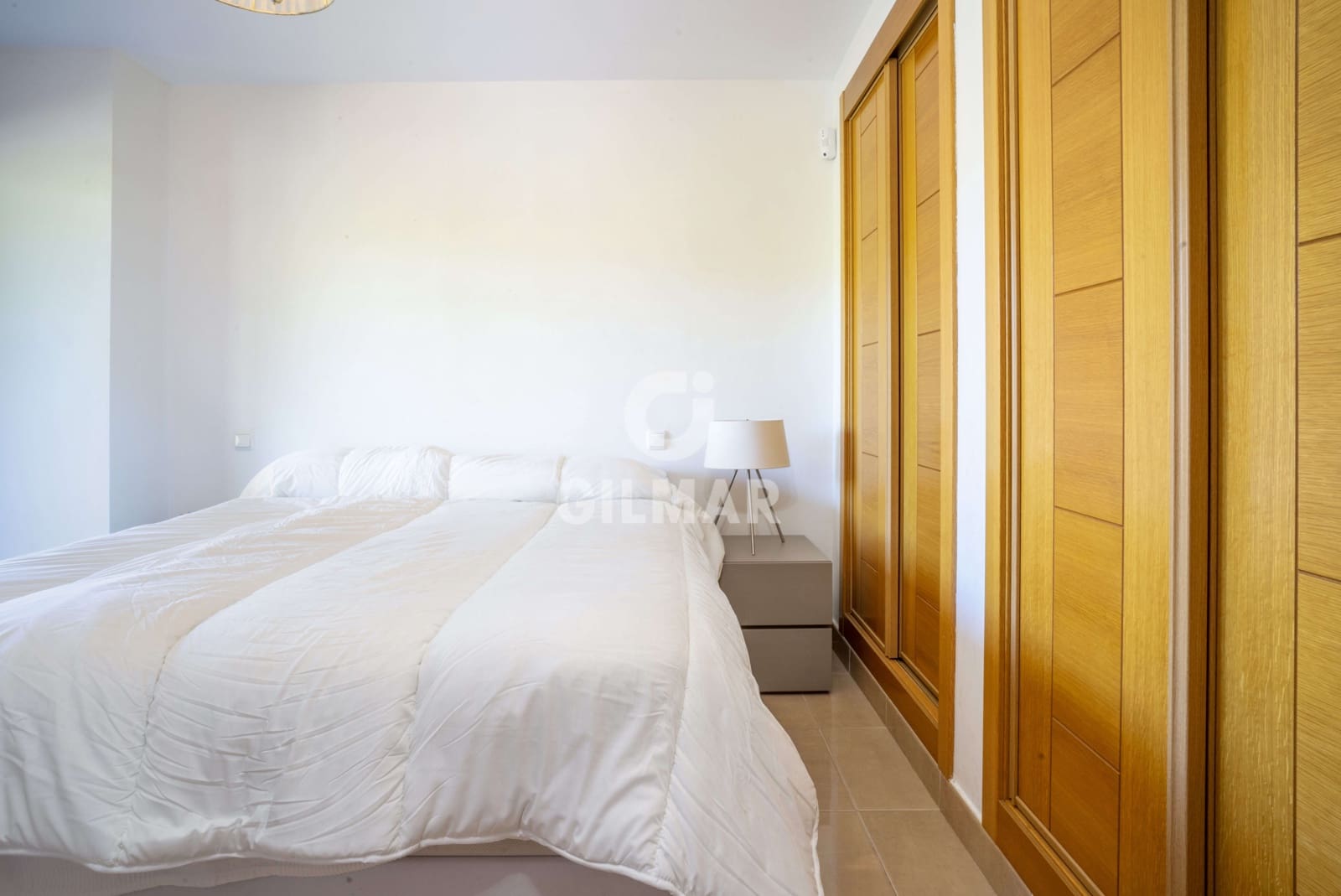 2 soverom Penthouse til salgs i Estepona med svømmebasseng garasje - € 525 000 (Ref: 9205982)