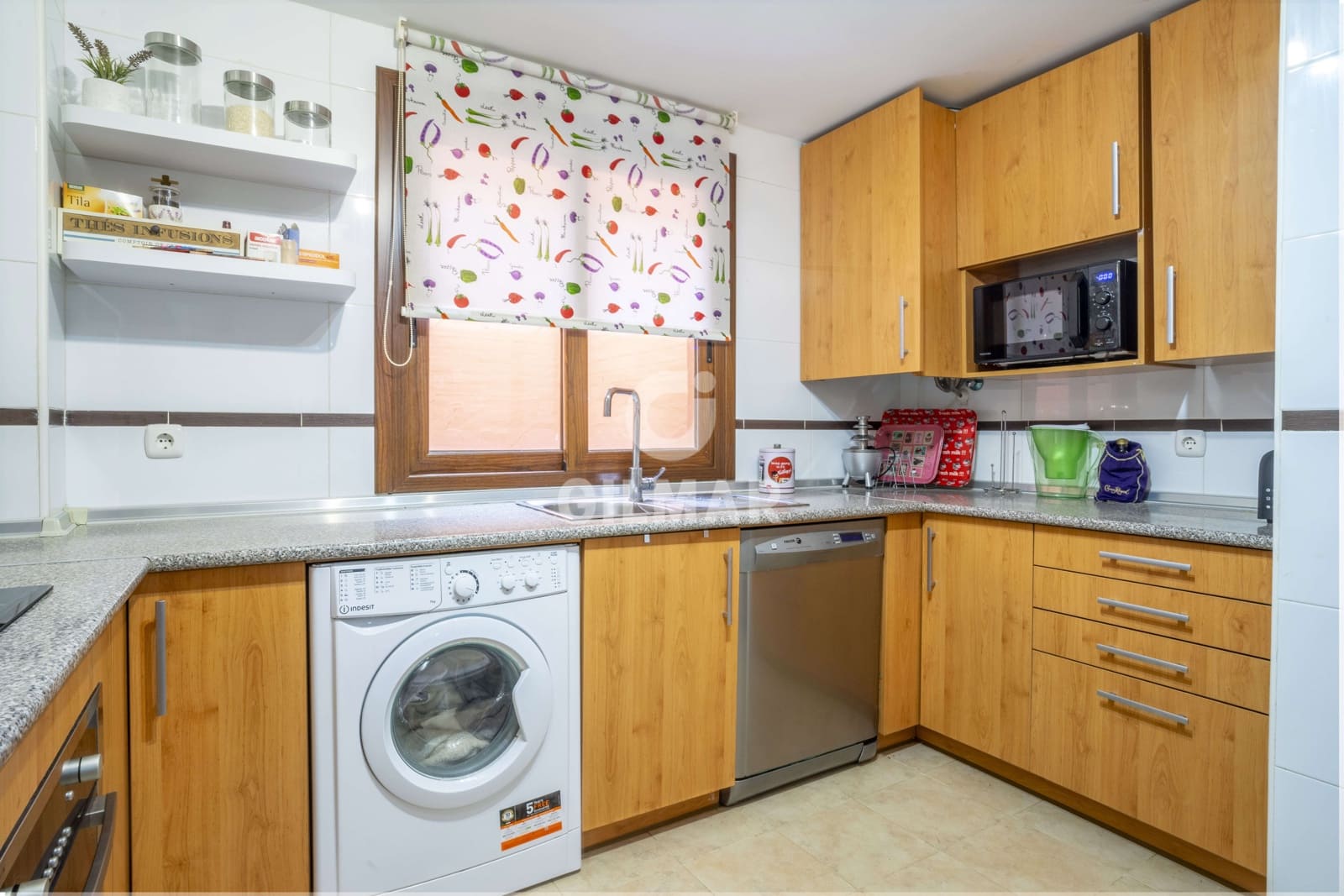 2 soverom Penthouse til salgs i Estepona med svømmebasseng garasje - € 525 000 (Ref: 9205982)