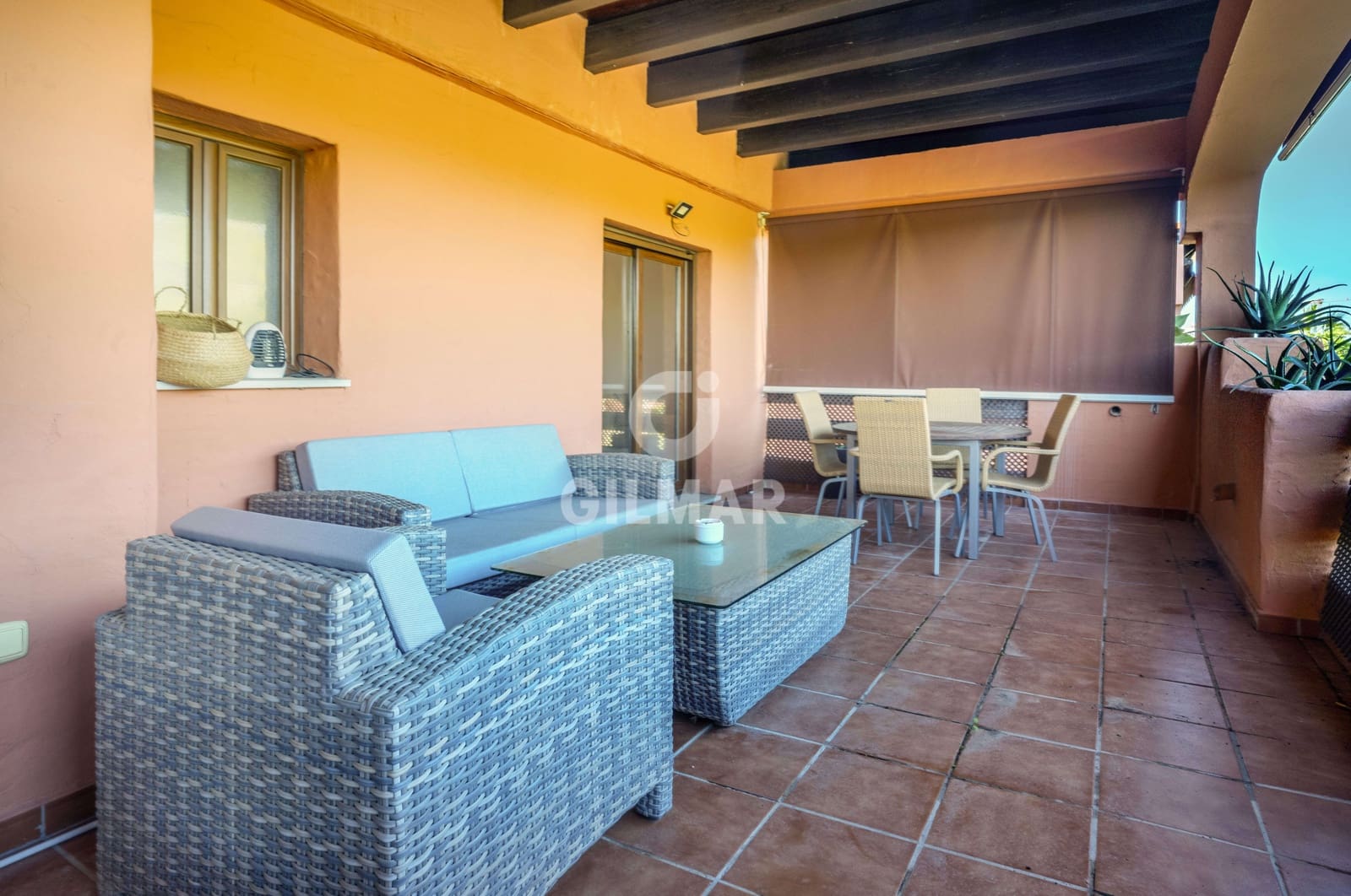 2 soverom Penthouse til salgs i Estepona med svømmebasseng garasje - € 525 000 (Ref: 9205982)