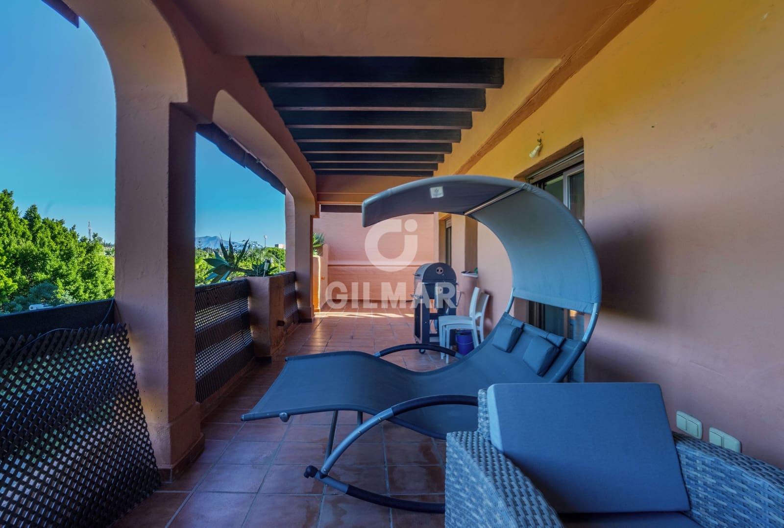 2 soverom Penthouse til salgs i Estepona med svømmebasseng garasje - € 525 000 (Ref: 9205982)