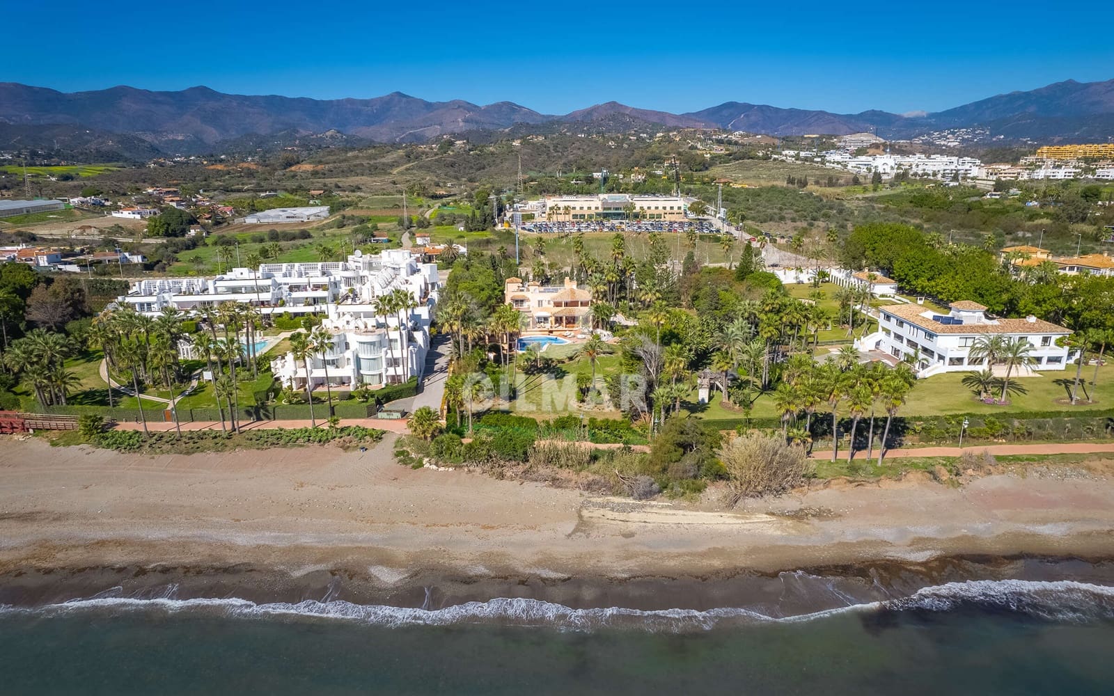 8 quarto Moradia para venda em Estepona com piscina garagem - 6 800 000 € (Ref: 9205983)