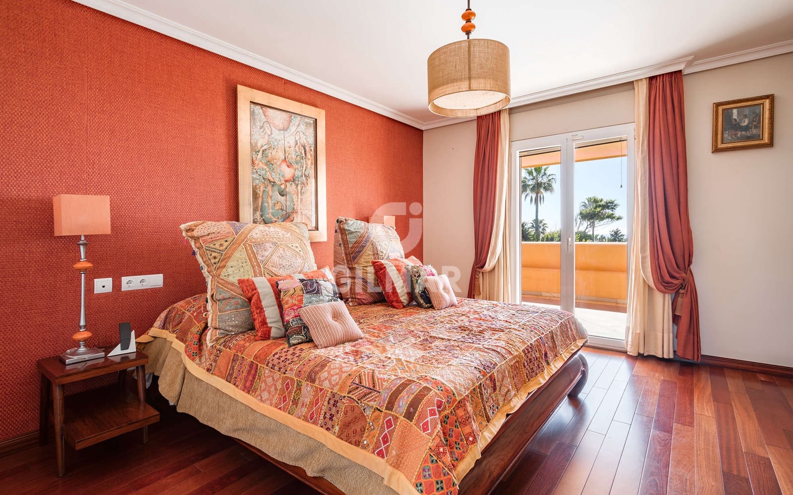 8 quarto Moradia para venda em Estepona com piscina garagem - 6 800 000 € (Ref: 9205983)