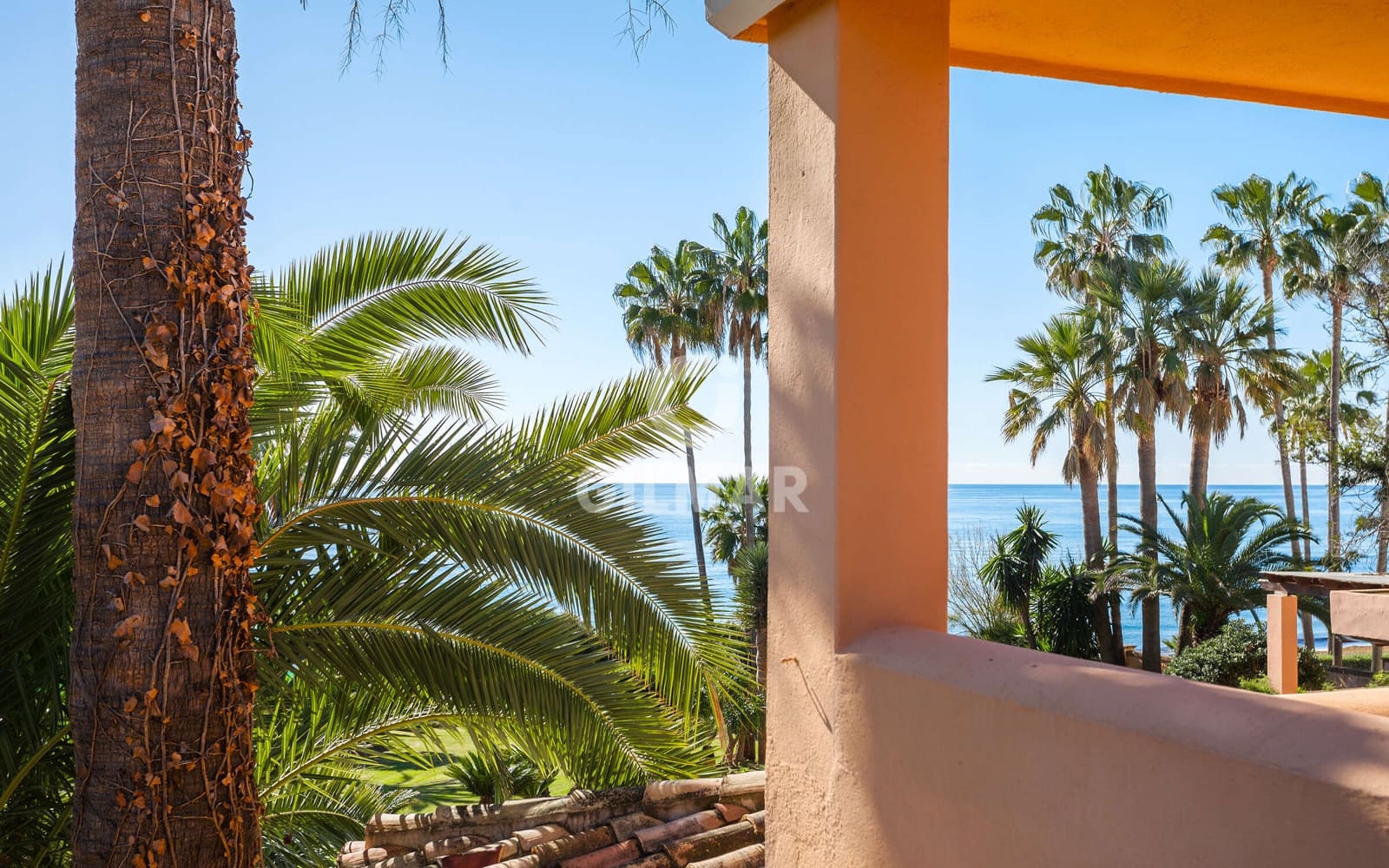 8 quarto Moradia para venda em Estepona com piscina garagem - 6 800 000 € (Ref: 9205983)