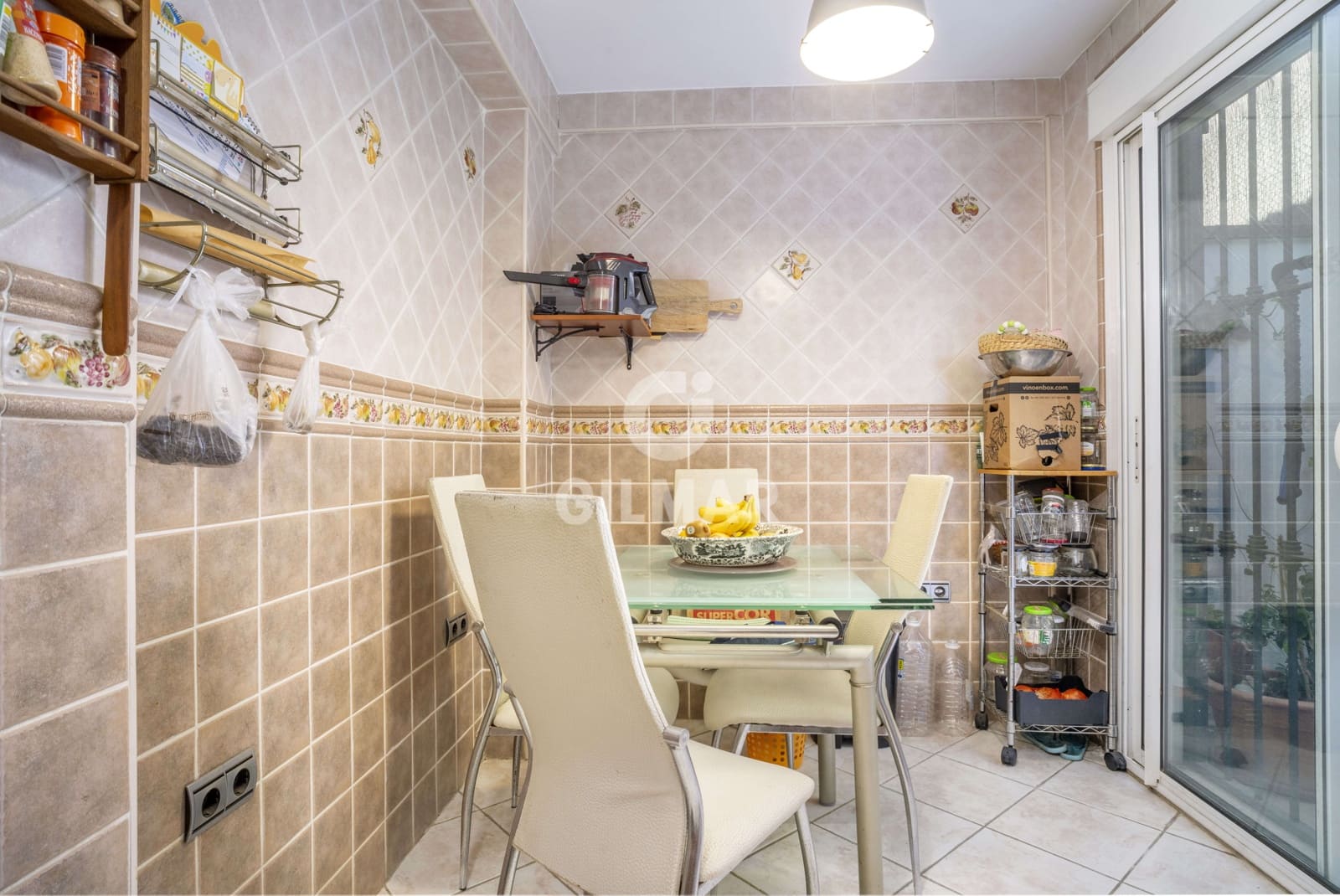 4 sypialnia Dom blizniak na sprzedaż w Estepona z garażem - 700 000 € (Ref: 9205985)