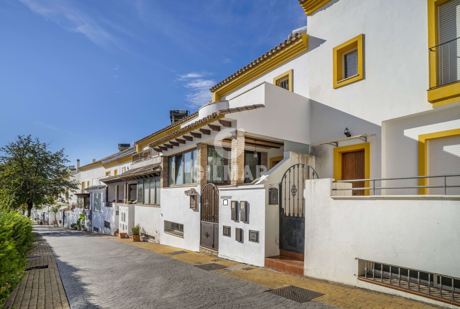 4 sypialnia Dom blizniak na sprzedaż w Estepona z garażem - 700 000 € (Ref: 9205985)