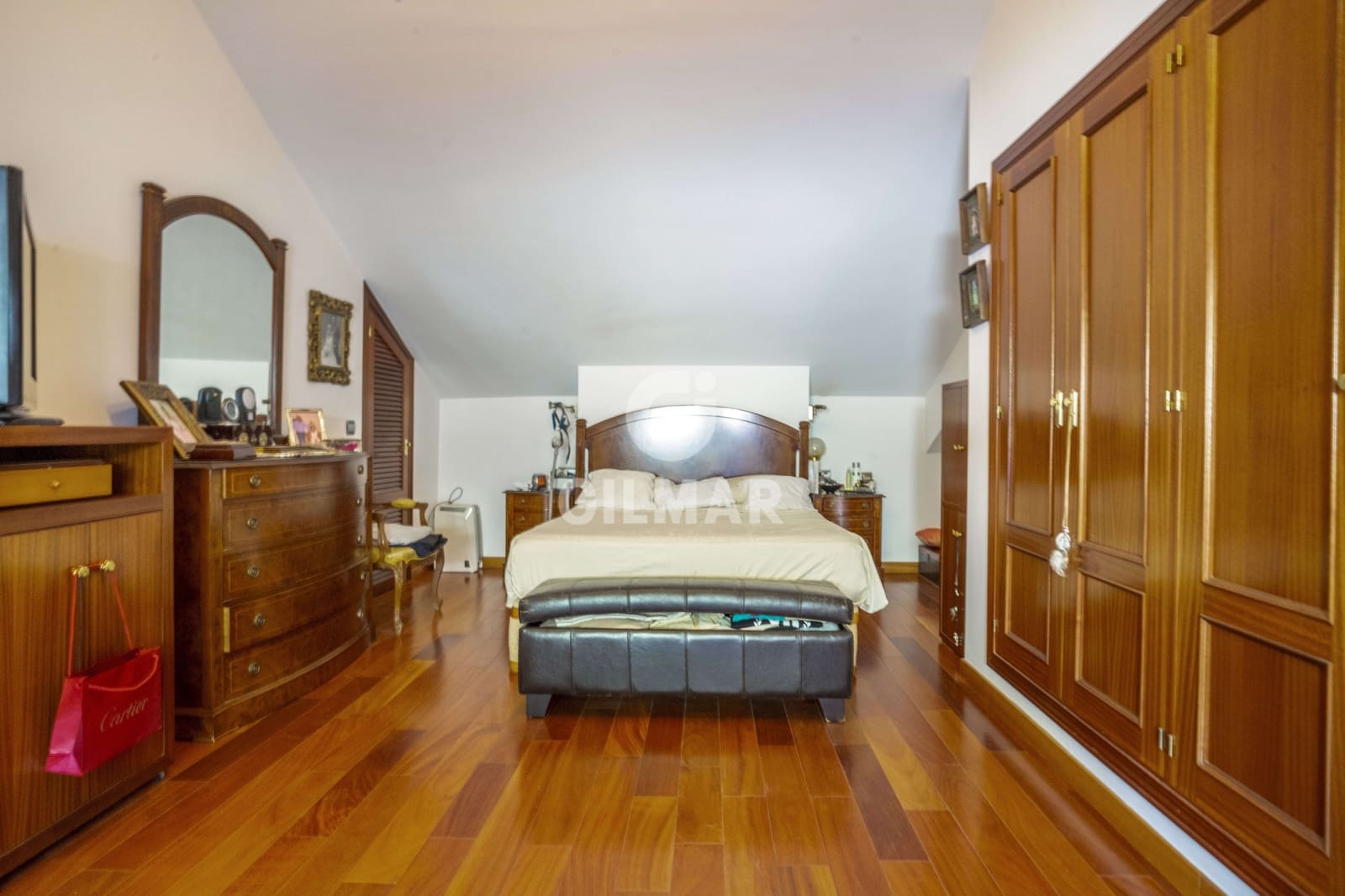 4 sypialnia Dom blizniak na sprzedaż w Estepona z garażem - 700 000 € (Ref: 9205985)