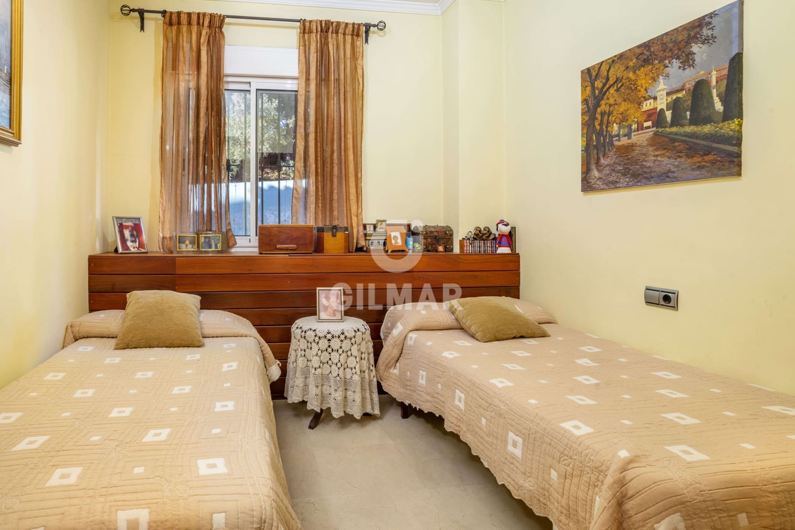 4 sypialnia Dom blizniak na sprzedaż w Estepona z garażem - 700 000 € (Ref: 9205985)