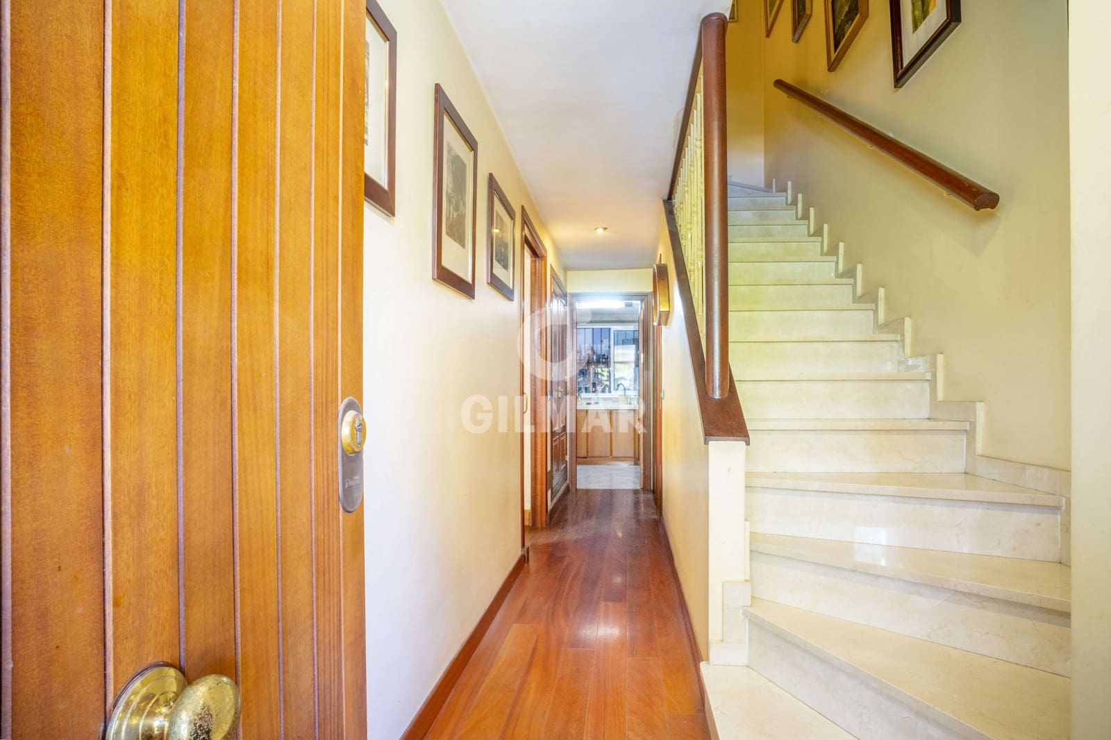 4 sypialnia Dom blizniak na sprzedaż w Estepona z garażem - 700 000 € (Ref: 9205985)