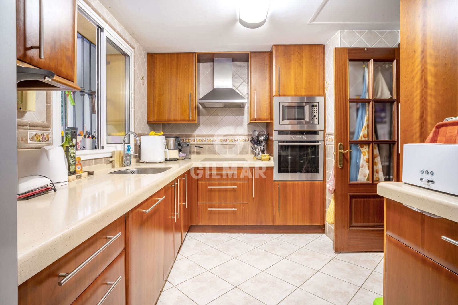 4 sypialnia Dom blizniak na sprzedaż w Estepona z garażem - 700 000 € (Ref: 9205985)