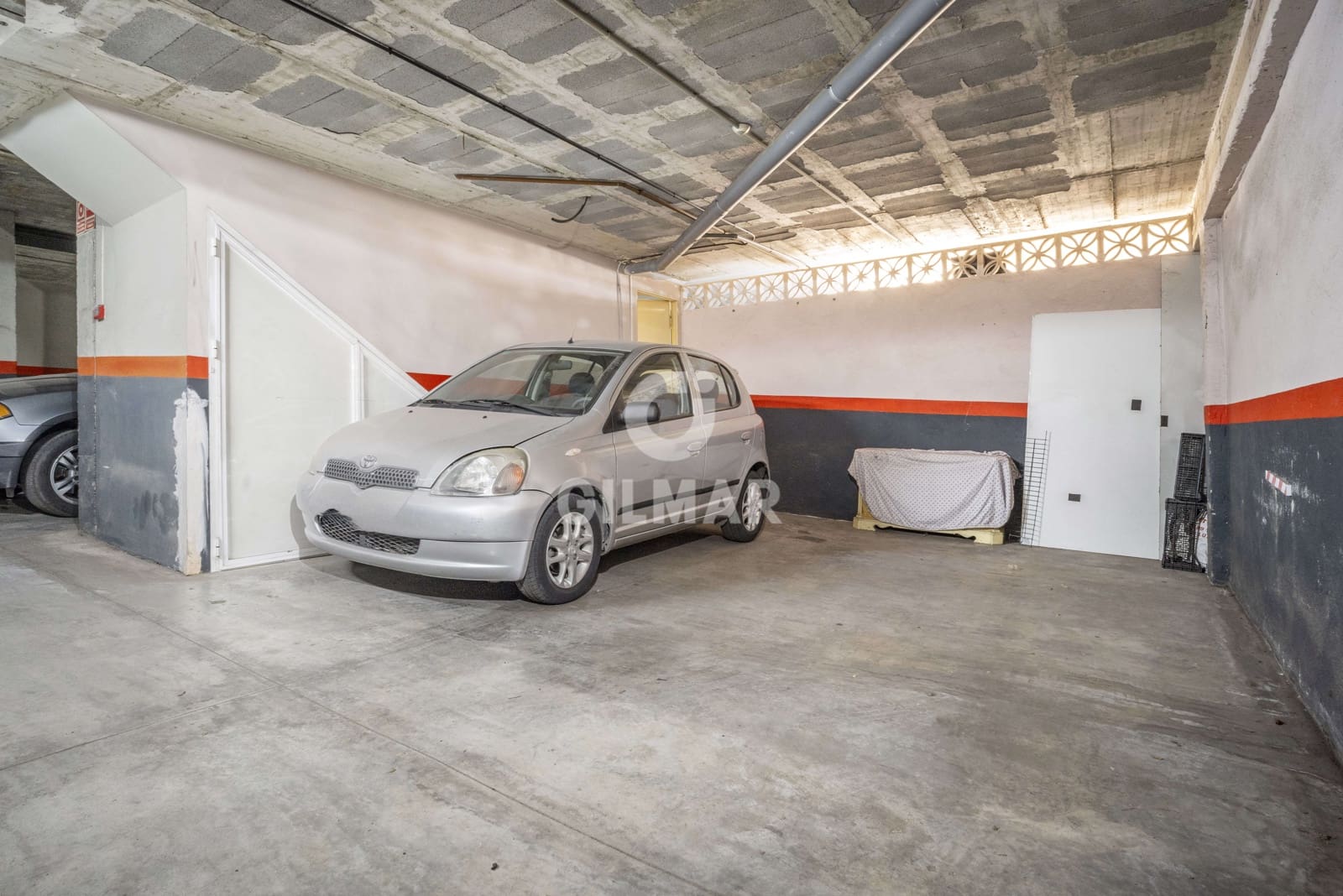 4 sypialnia Dom blizniak na sprzedaż w Estepona z garażem - 700 000 € (Ref: 9205985)