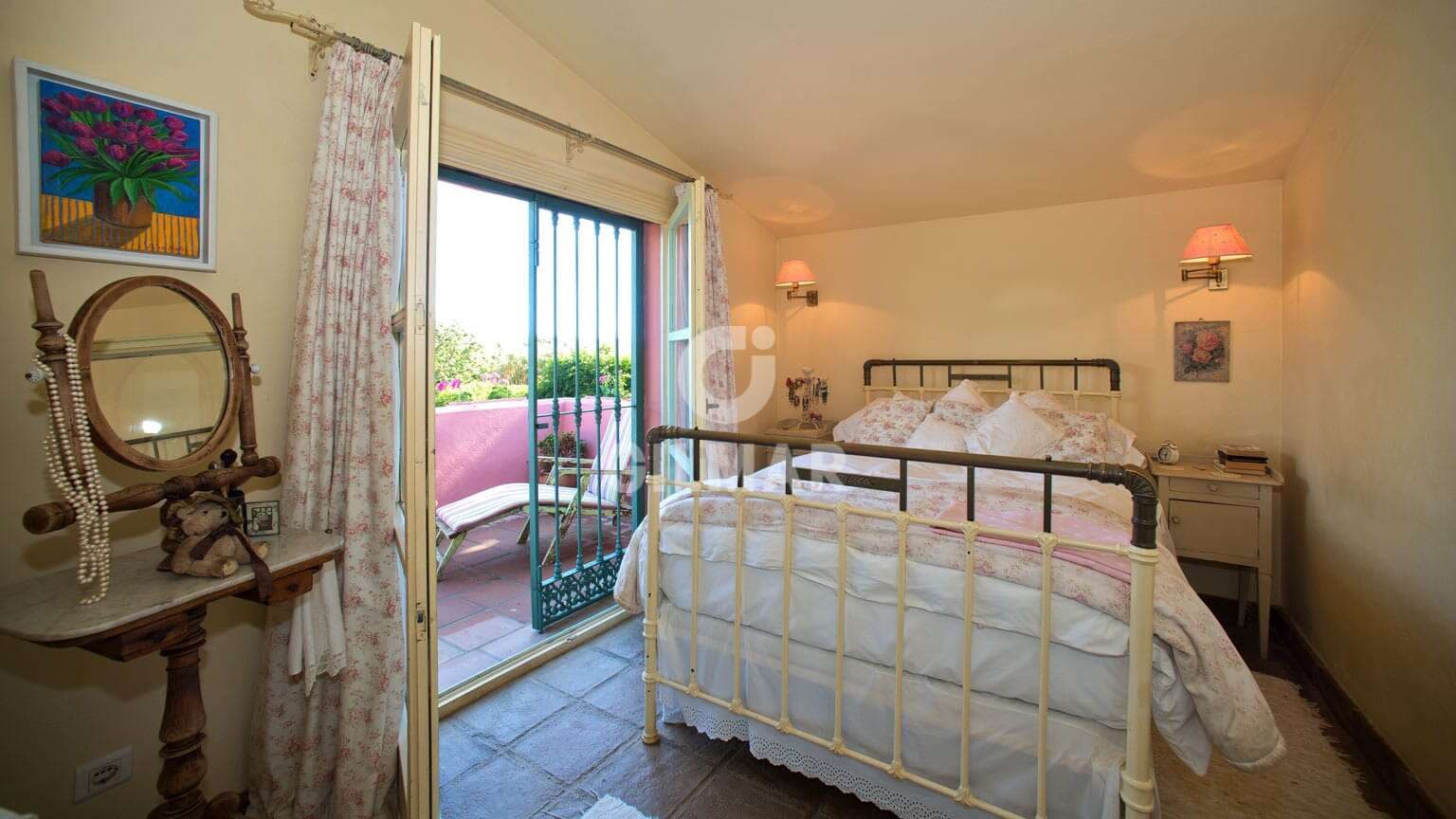 3 slaapkamer Villa te koop in Estepona - € 875.000 (Ref: 9205986)