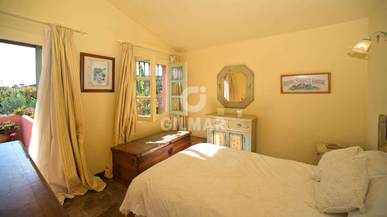 3 slaapkamer Villa te koop in Estepona - € 875.000 (Ref: 9205986)