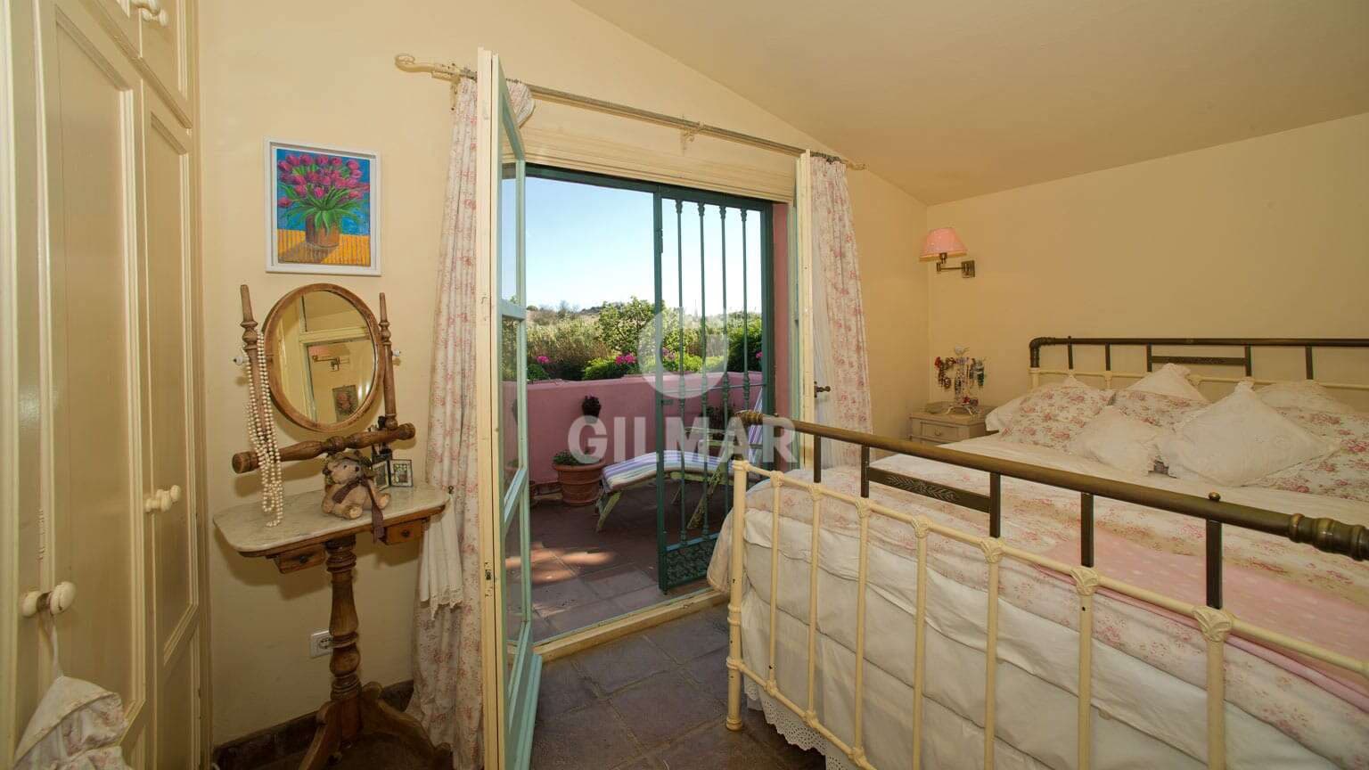 3 slaapkamer Villa te koop in Estepona - € 875.000 (Ref: 9205986)