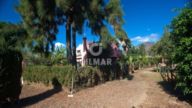 3 bedroom Villa for sale in Guadalobón, Estepona - € 875,000 (Ref: 9205986)