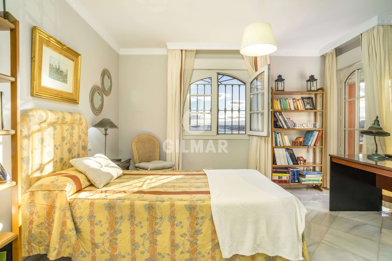 7 bedroom Villa for sale in Estepona with pool garage - € 3,800,000 (Ref: 9205987)