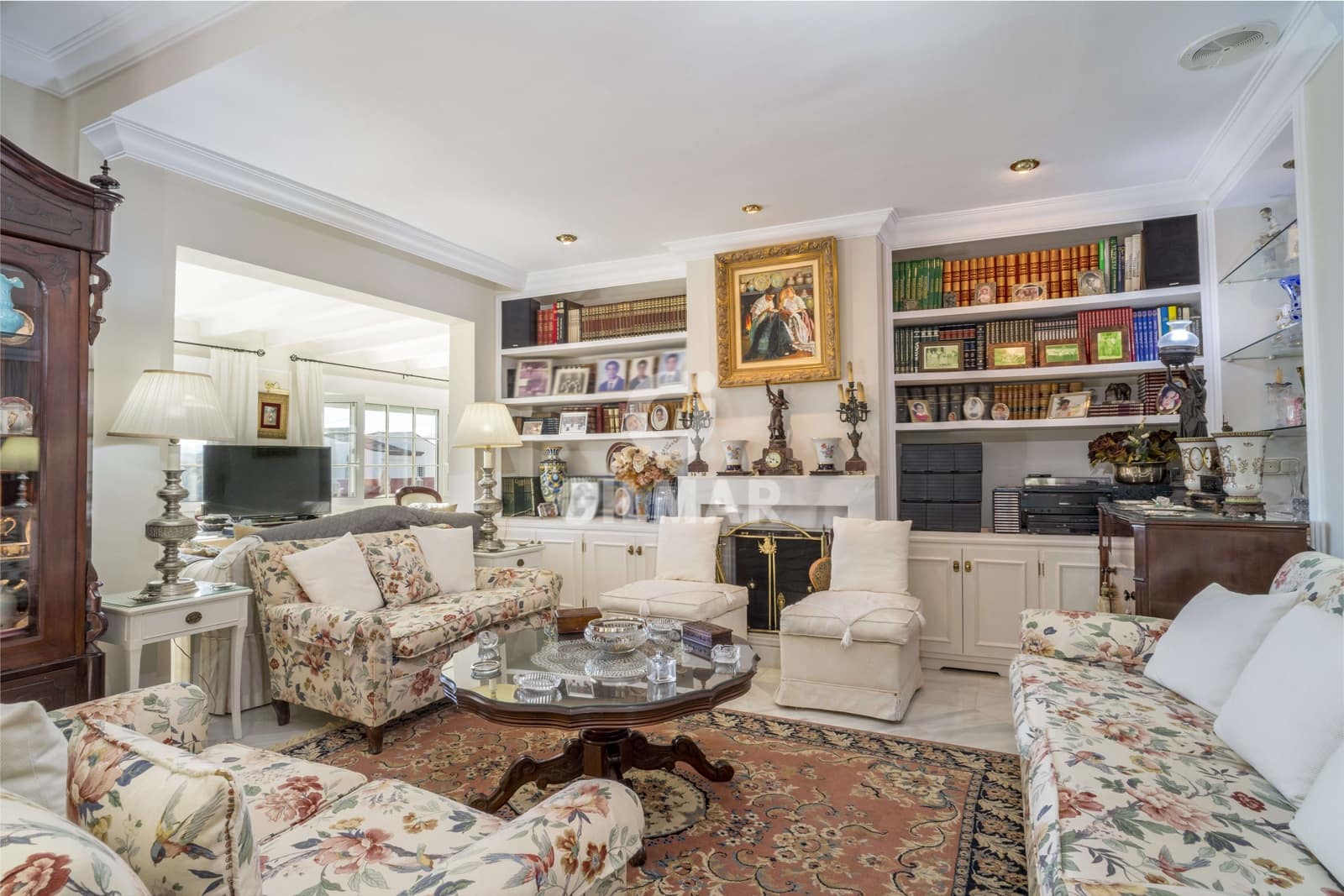 7 bedroom Villa for sale in Estepona with pool garage - € 3,800,000 (Ref: 9205987)