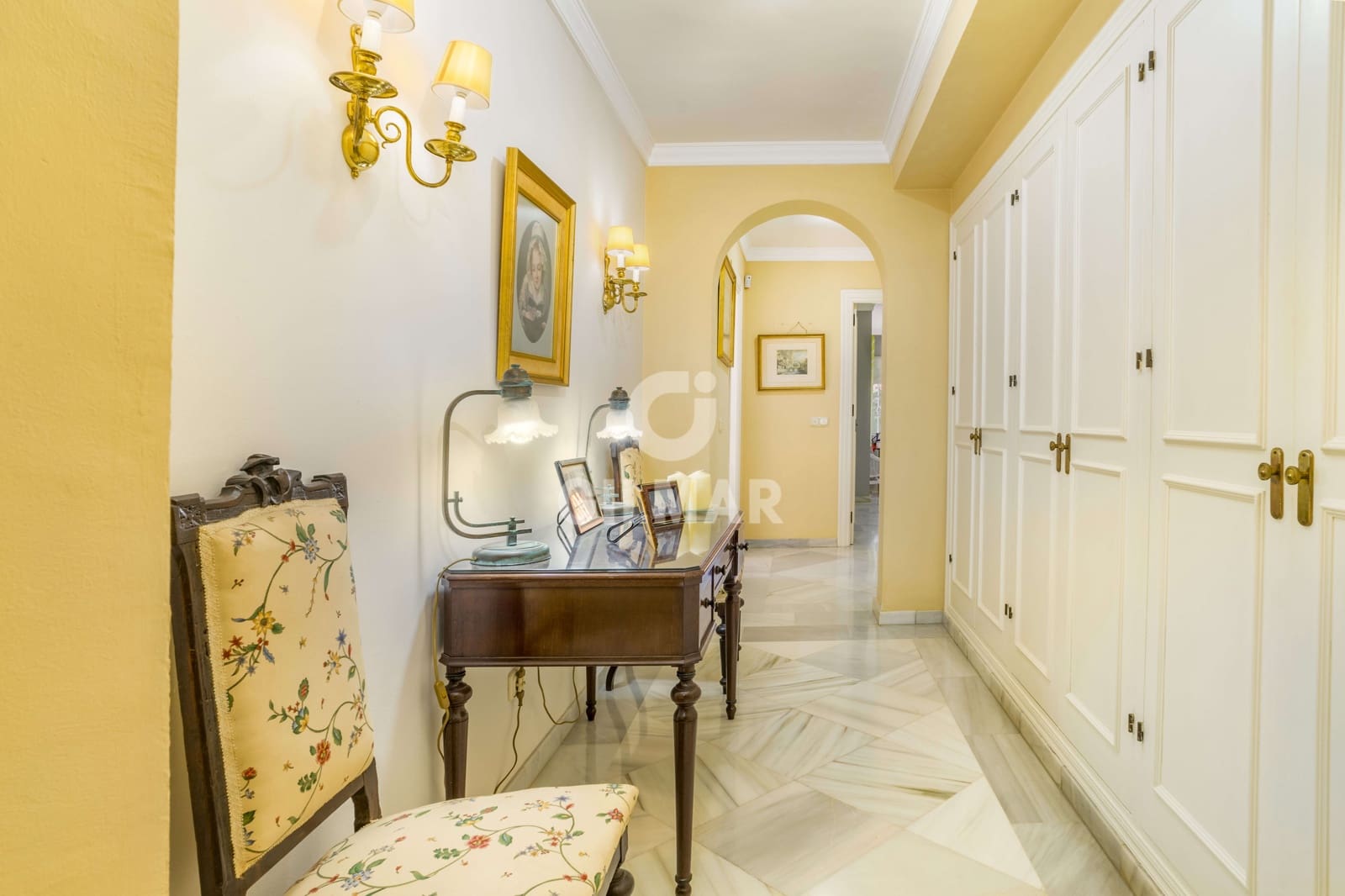 7 bedroom Villa for sale in Estepona with pool garage - € 3,800,000 (Ref: 9205987)