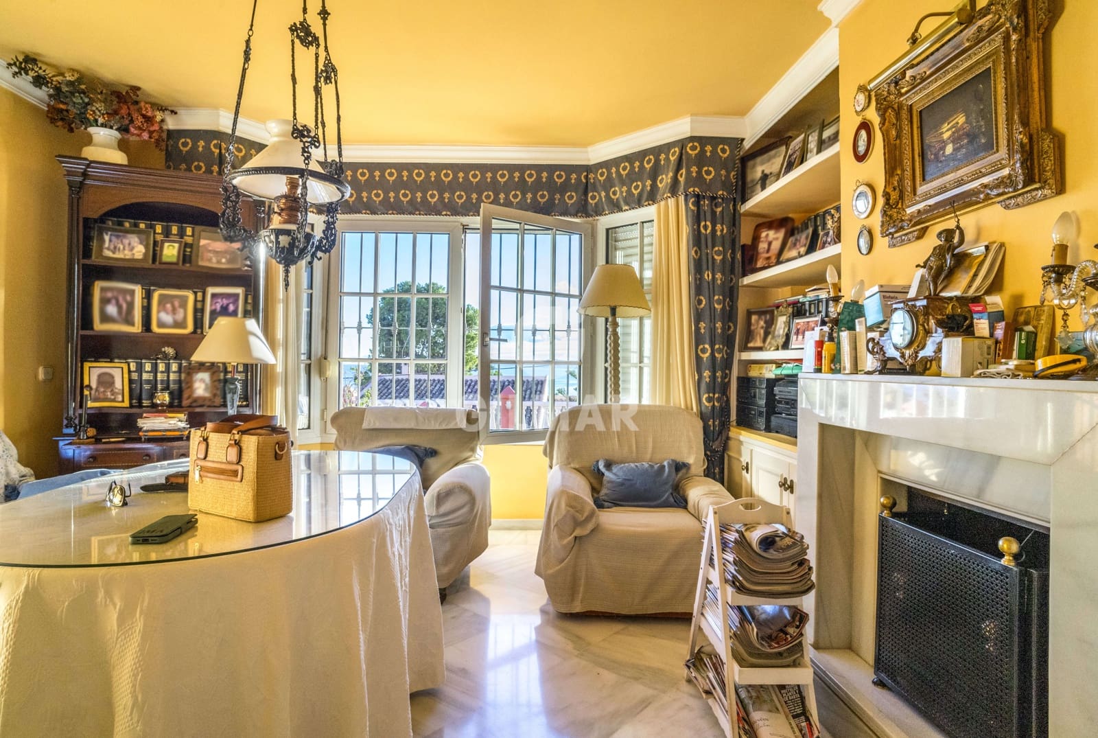 7 bedroom Villa for sale in Estepona with pool garage - € 3,800,000 (Ref: 9205987)