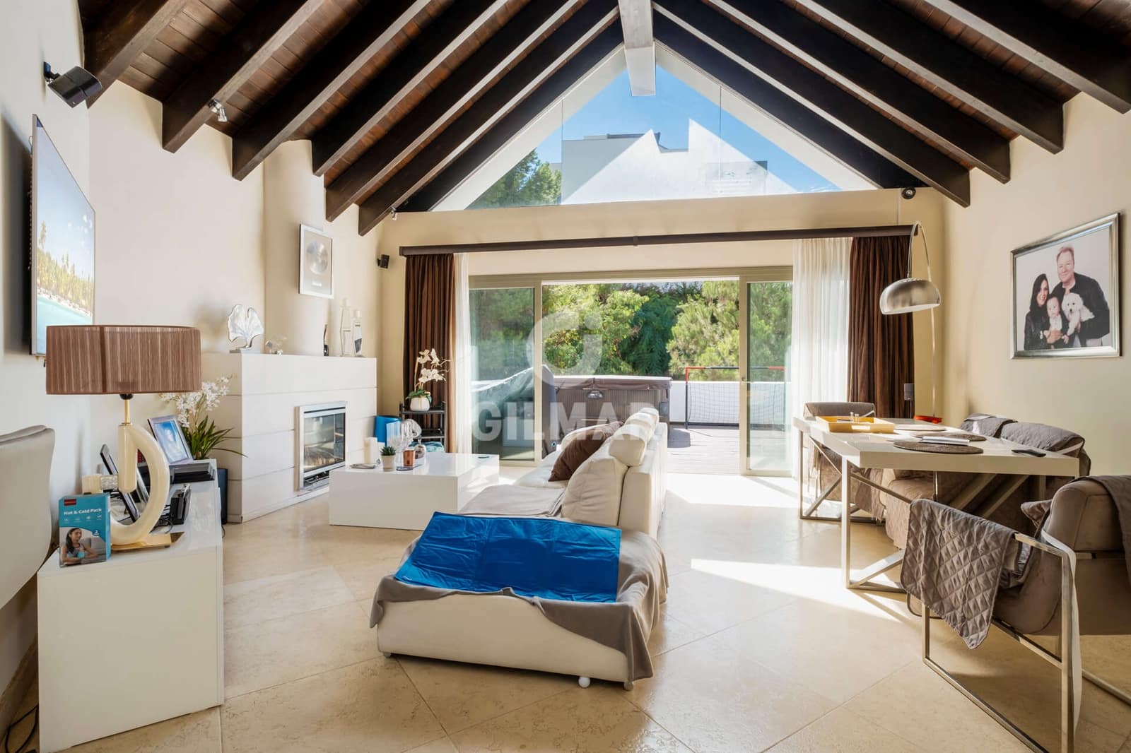 3 soveværelse Penthouse til salg i Benahavis med swimmingpool - € 1.075.000 (Ref: 9205988)