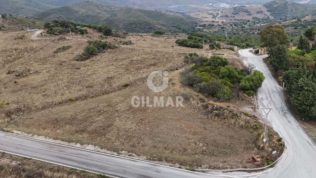 Building Plot for sale in Casares Pueblo, Casares - € 300,000 (Ref: 9205989)