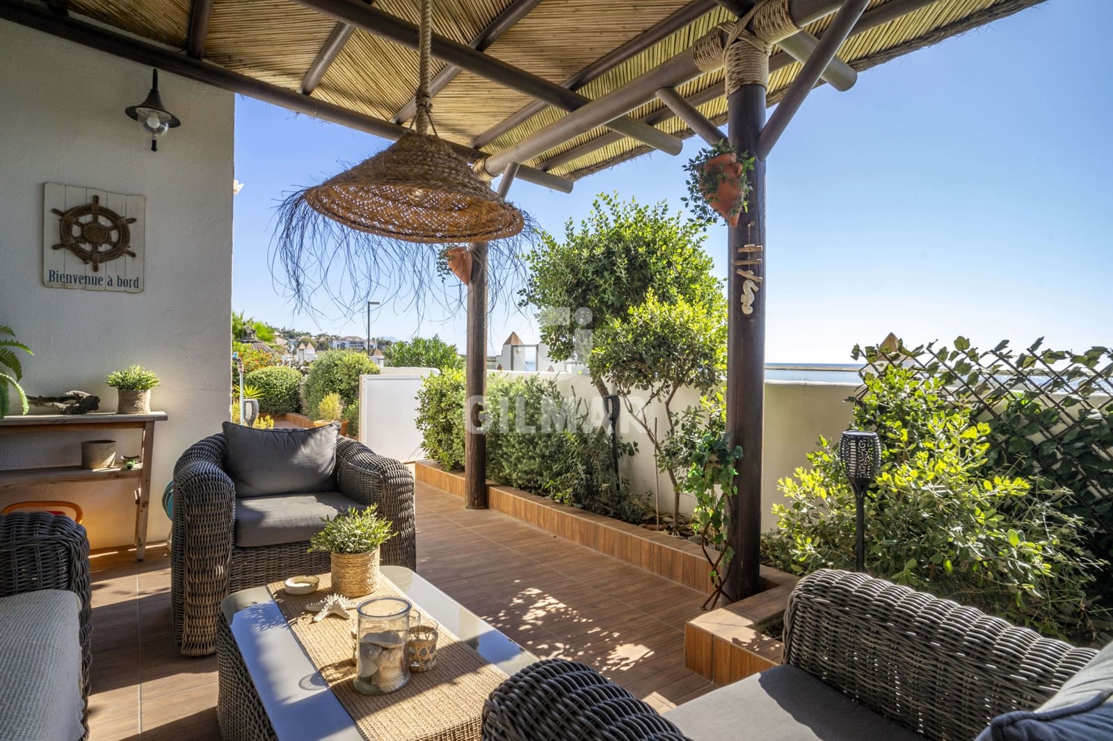 3 soveværelse Semi-Rækkehus til salg i Casares med swimmingpool - € 1.250.000 (Ref: 9205992)