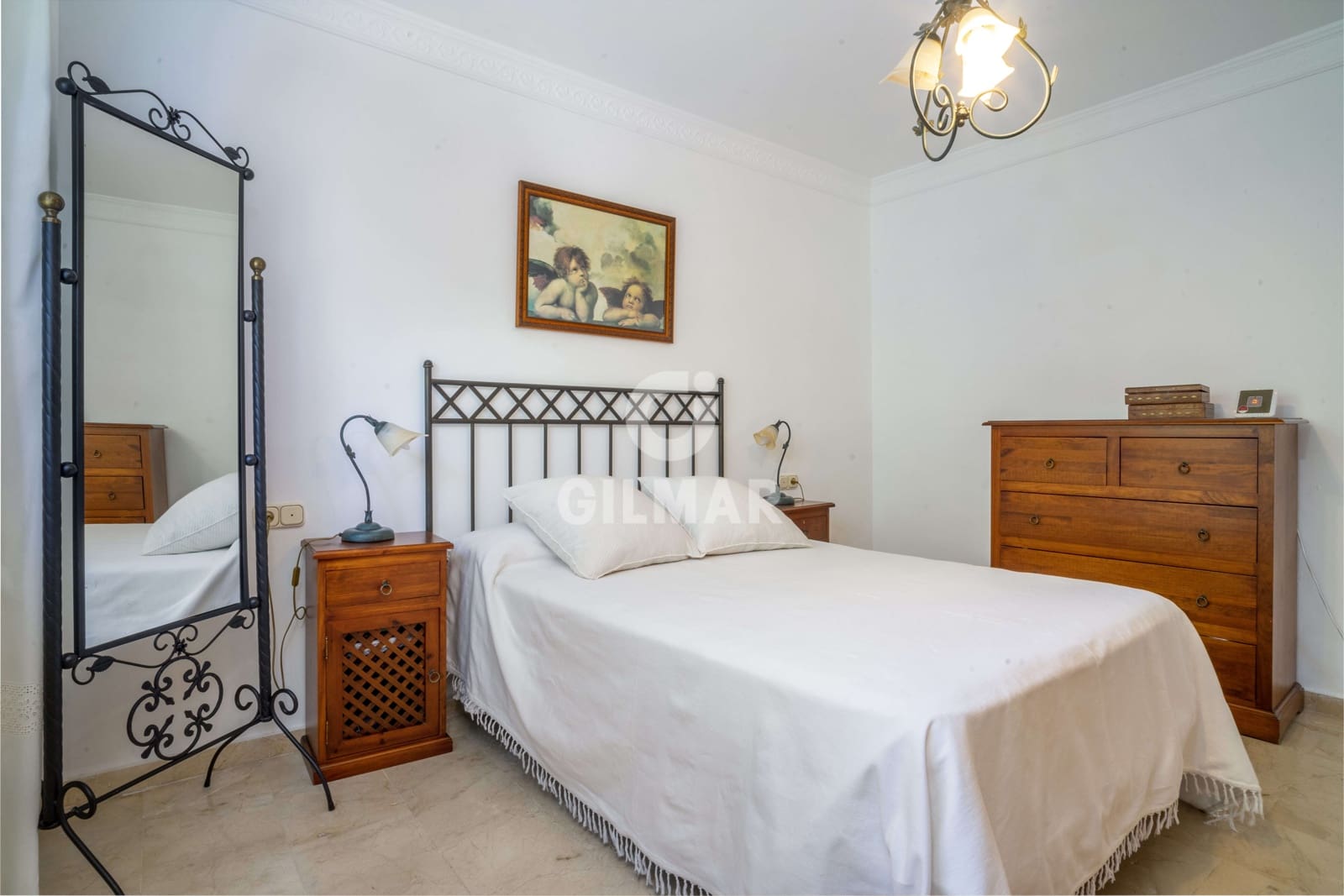 3 soverom Villa til salgs i Estepona med svømmebasseng garasje - € 1 075 000 (Ref: 9205993)