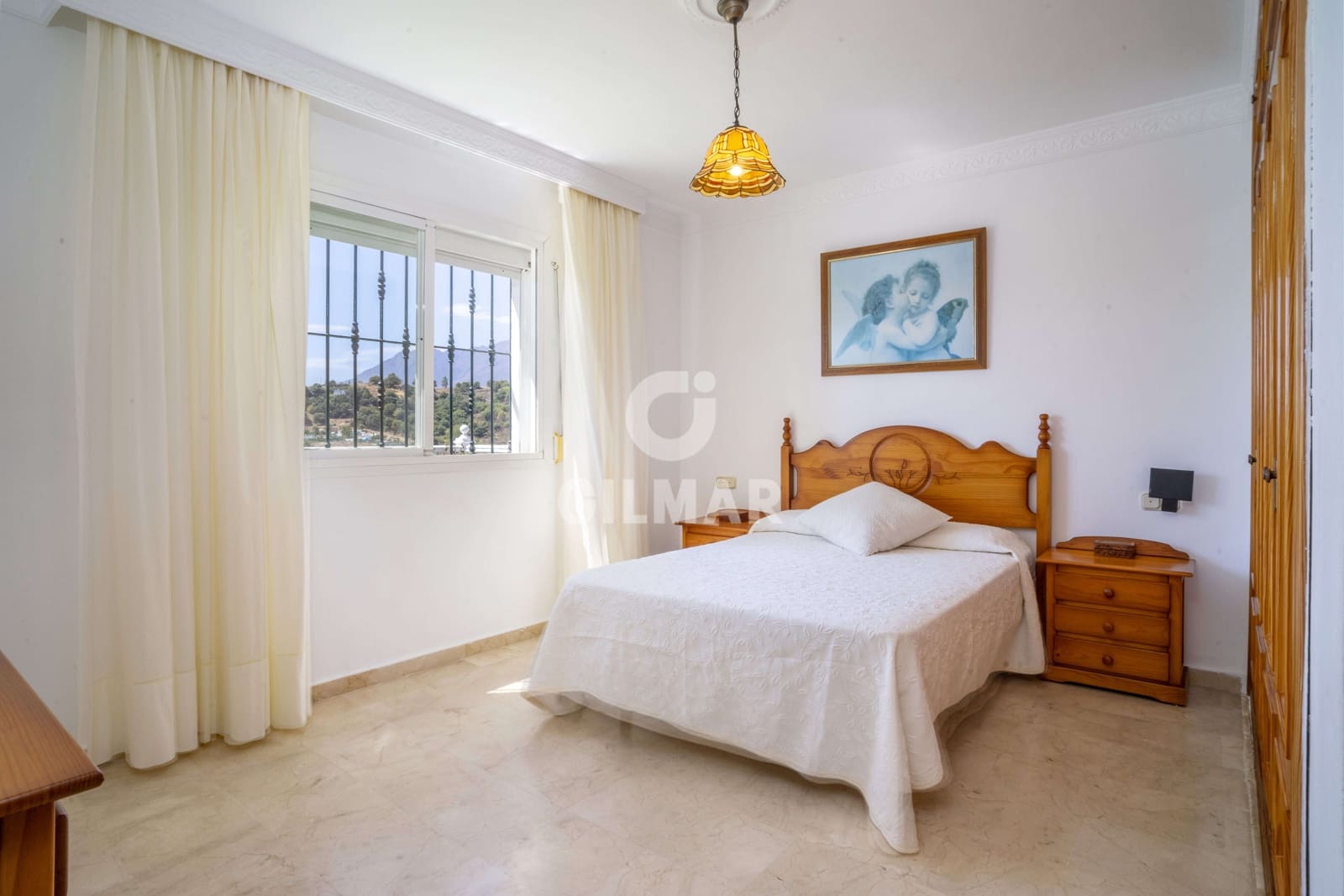 3 soverom Villa til salgs i Estepona med svømmebasseng garasje - € 1 075 000 (Ref: 9205993)