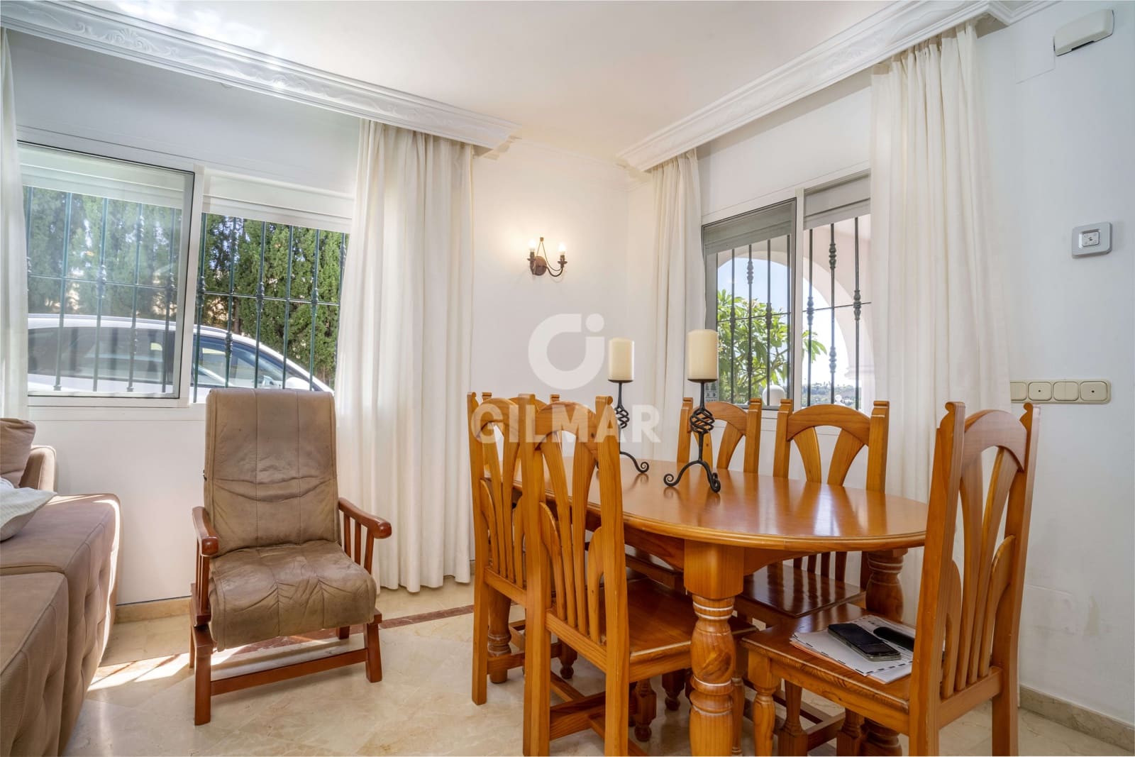 3 soverom Villa til salgs i Estepona med svømmebasseng garasje - € 1 075 000 (Ref: 9205993)