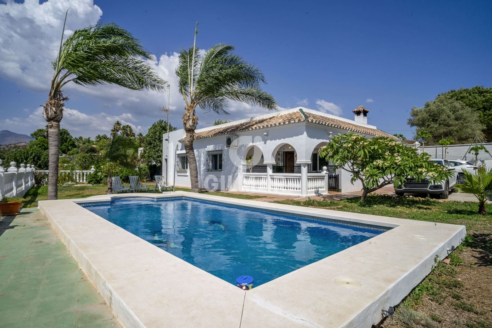3 soverom Villa til salgs i Estepona med svømmebasseng garasje - € 1 075 000 (Ref: 9205993)