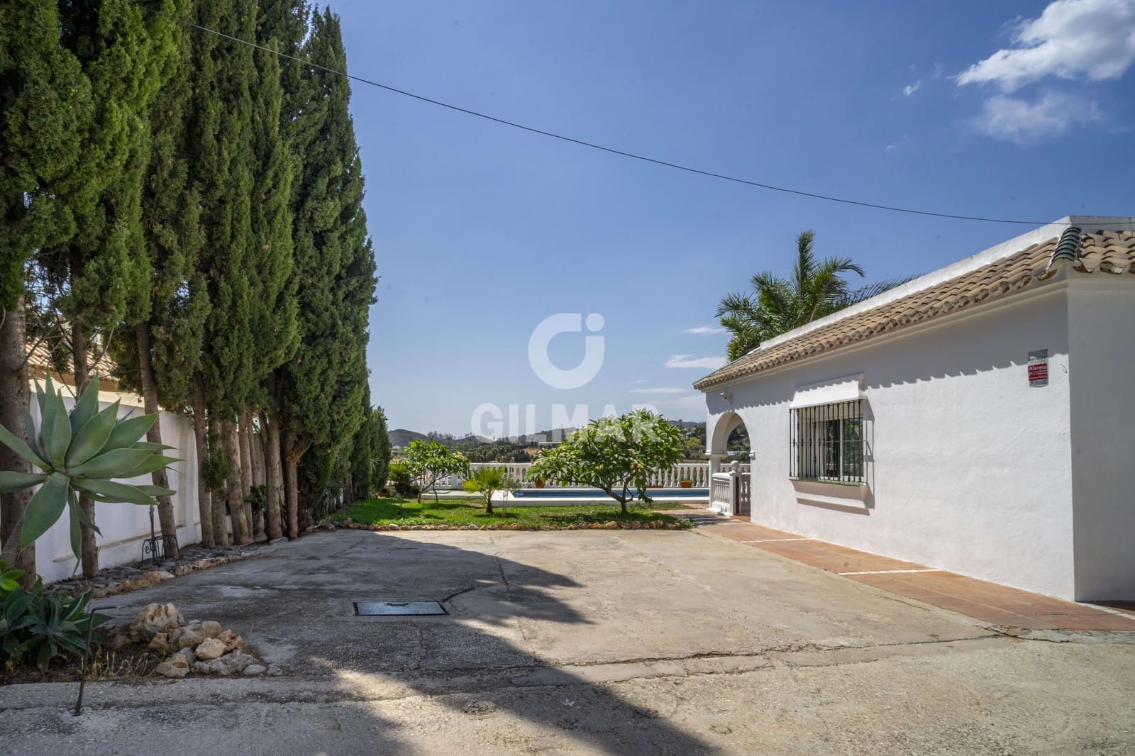 3 soverom Villa til salgs i Estepona med svømmebasseng garasje - € 1 075 000 (Ref: 9205993)
