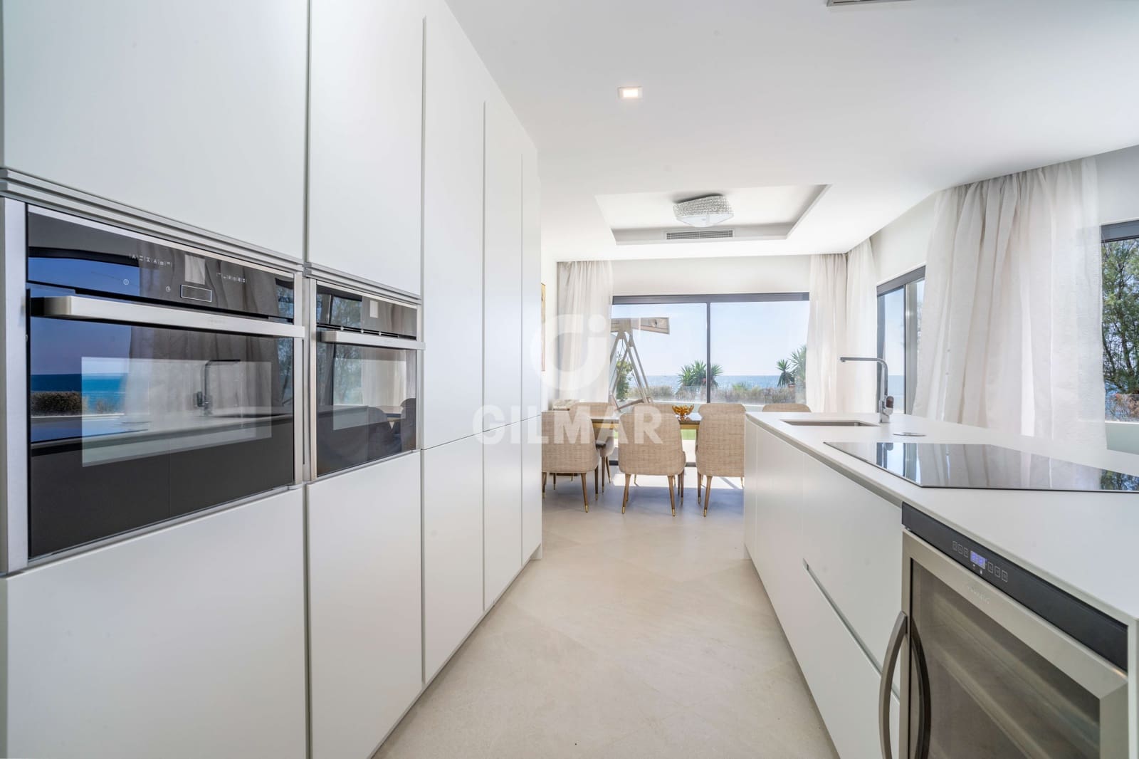 3 soveværelse Rækkehus til salg i Estepona med swimmingpool garage - € 3.450.000 (Ref: 9205995)