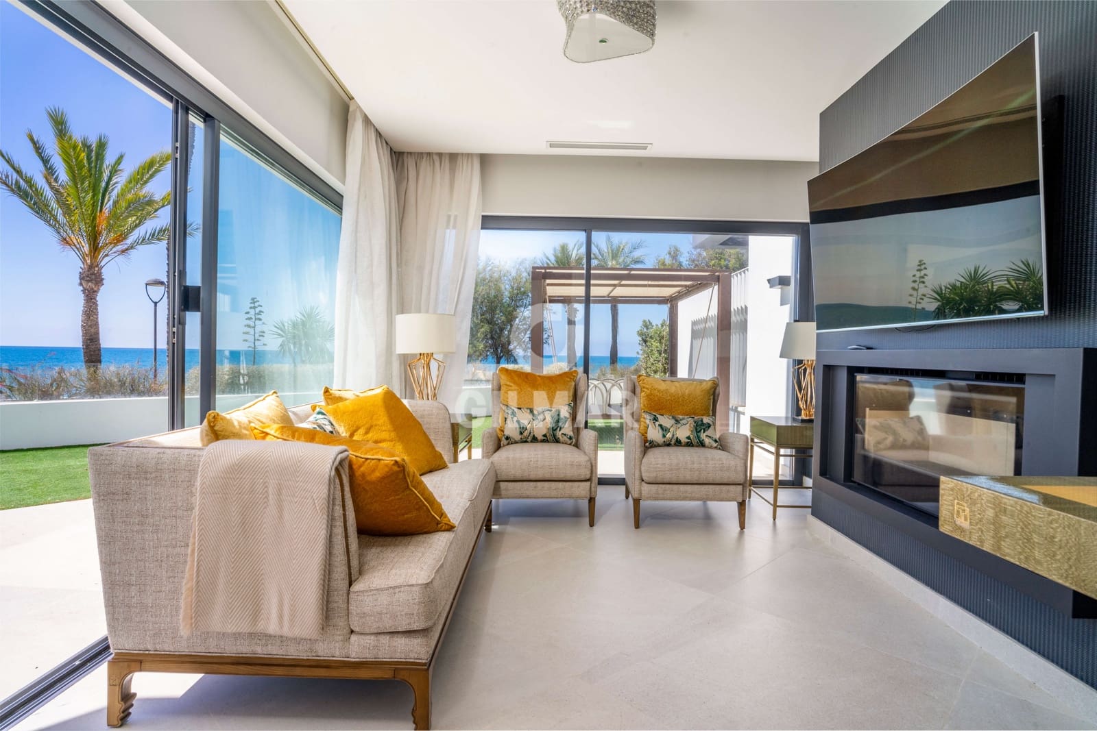 3 soveværelse Rækkehus til salg i Estepona med swimmingpool garage - € 3.450.000 (Ref: 9205995)