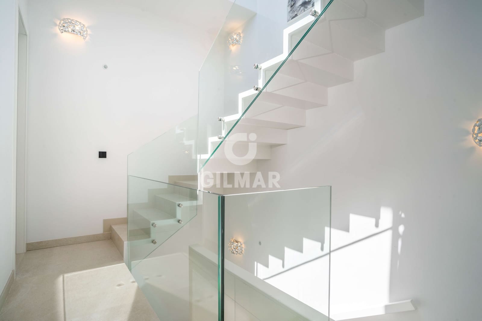 3 soveværelse Rækkehus til salg i Estepona med swimmingpool garage - € 3.450.000 (Ref: 9205995)