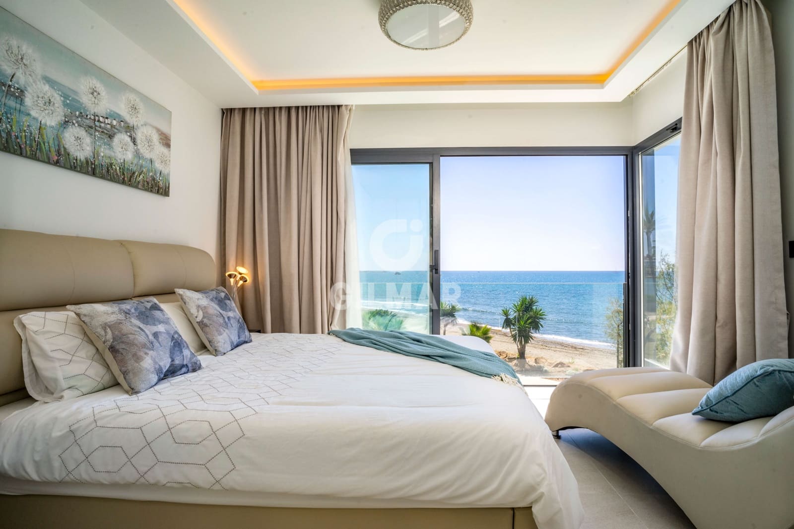 3 soveværelse Rækkehus til salg i Estepona med swimmingpool garage - € 3.450.000 (Ref: 9205995)