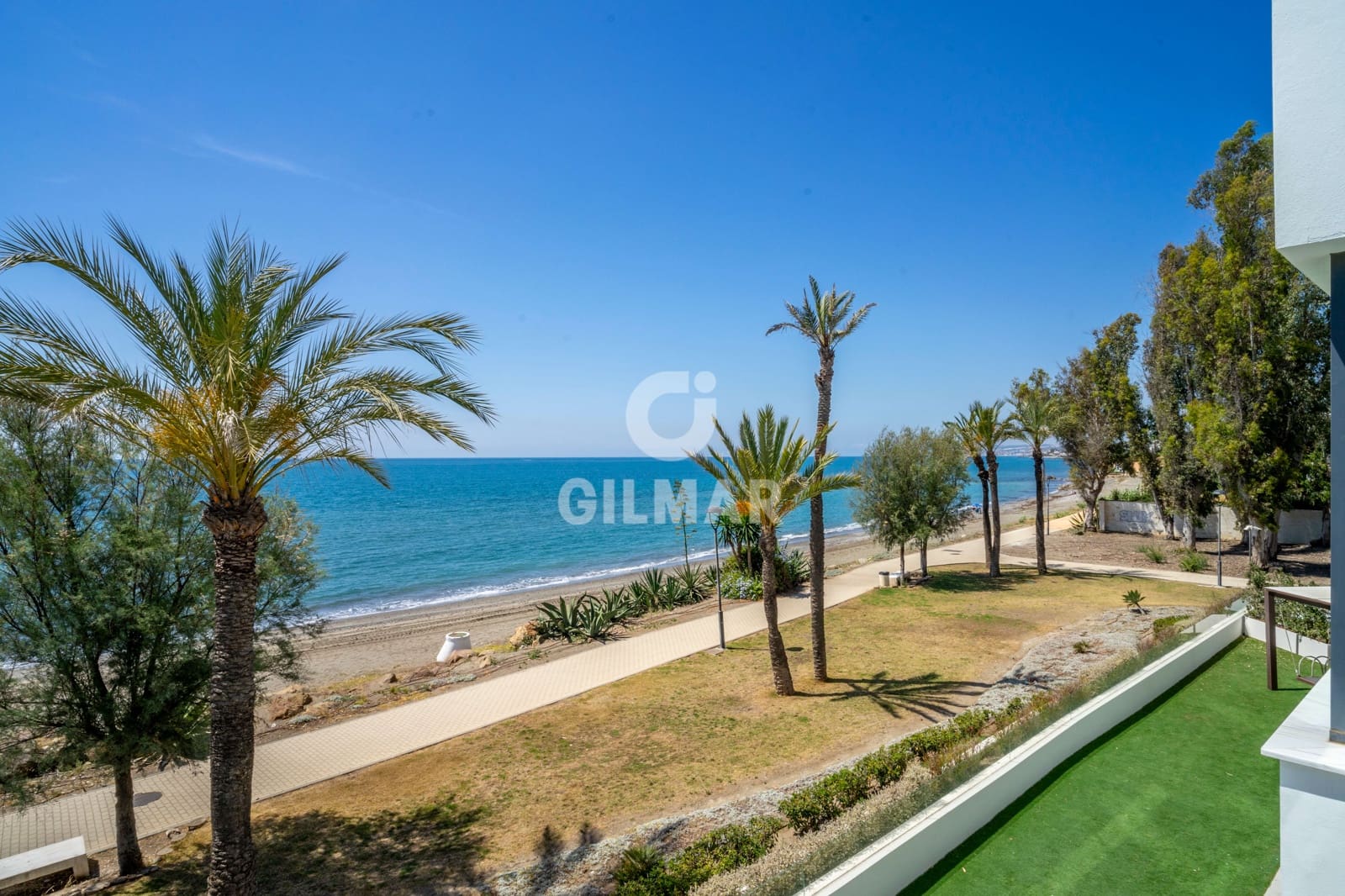 3 soveværelse Rækkehus til salg i Estepona med swimmingpool garage - € 3.450.000 (Ref: 9205995)