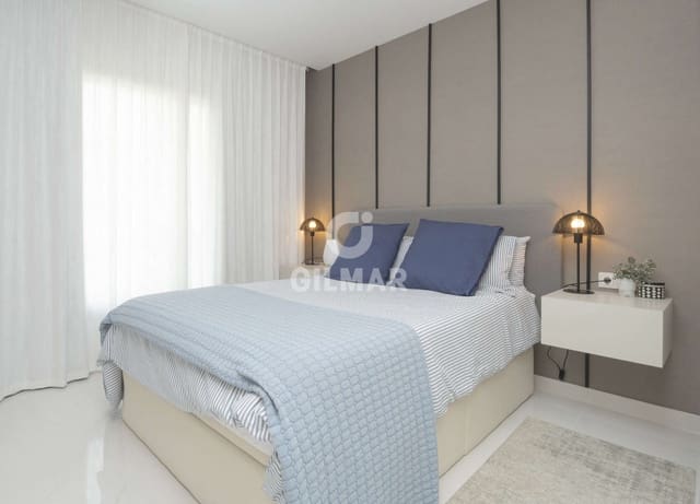 3 makuuhuone Asunto myytävänä paikassa Puerto de Estepona, Estepona mukana uima-altaan 
autotalli - 940 000 € (Ref: 9205996)