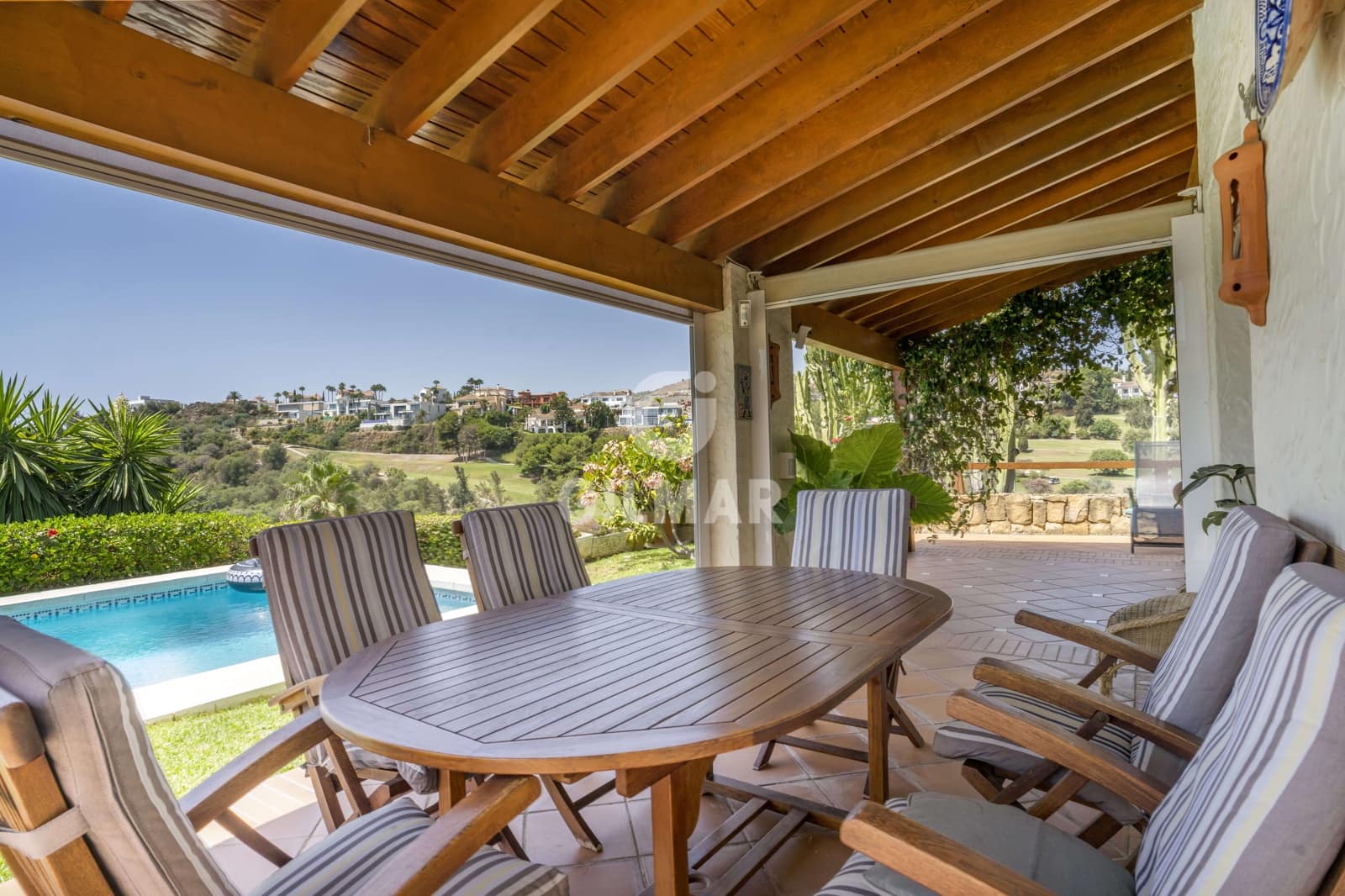 5 sovrum Villa till salu i Benahavis med pool - 2 100 000 € (Ref: 9205997)