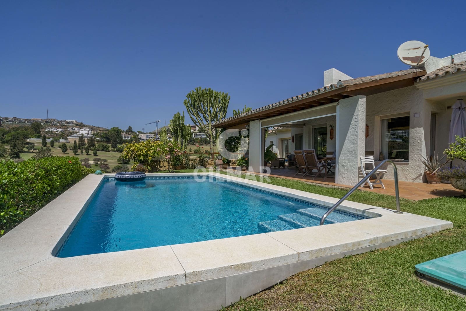 5 sovrum Villa till salu i Benahavis med pool - 2 100 000 € (Ref: 9205997)