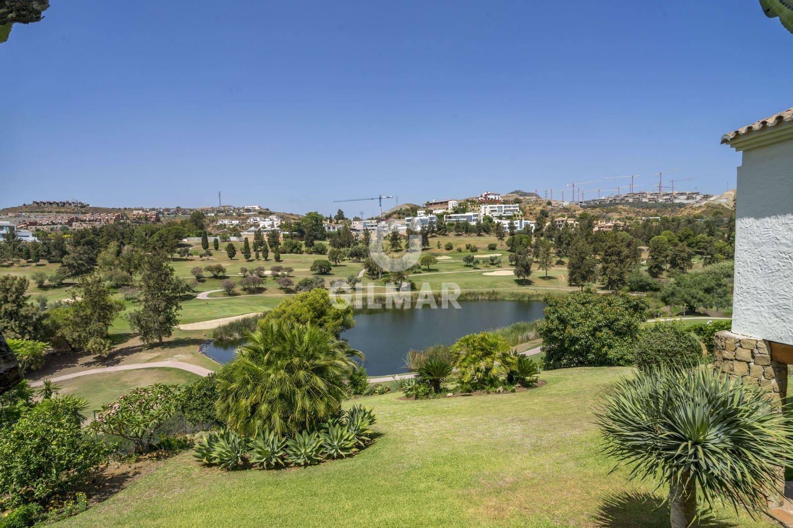 5 sovrum Villa till salu i Benahavis med pool - 2 100 000 € (Ref: 9205997)