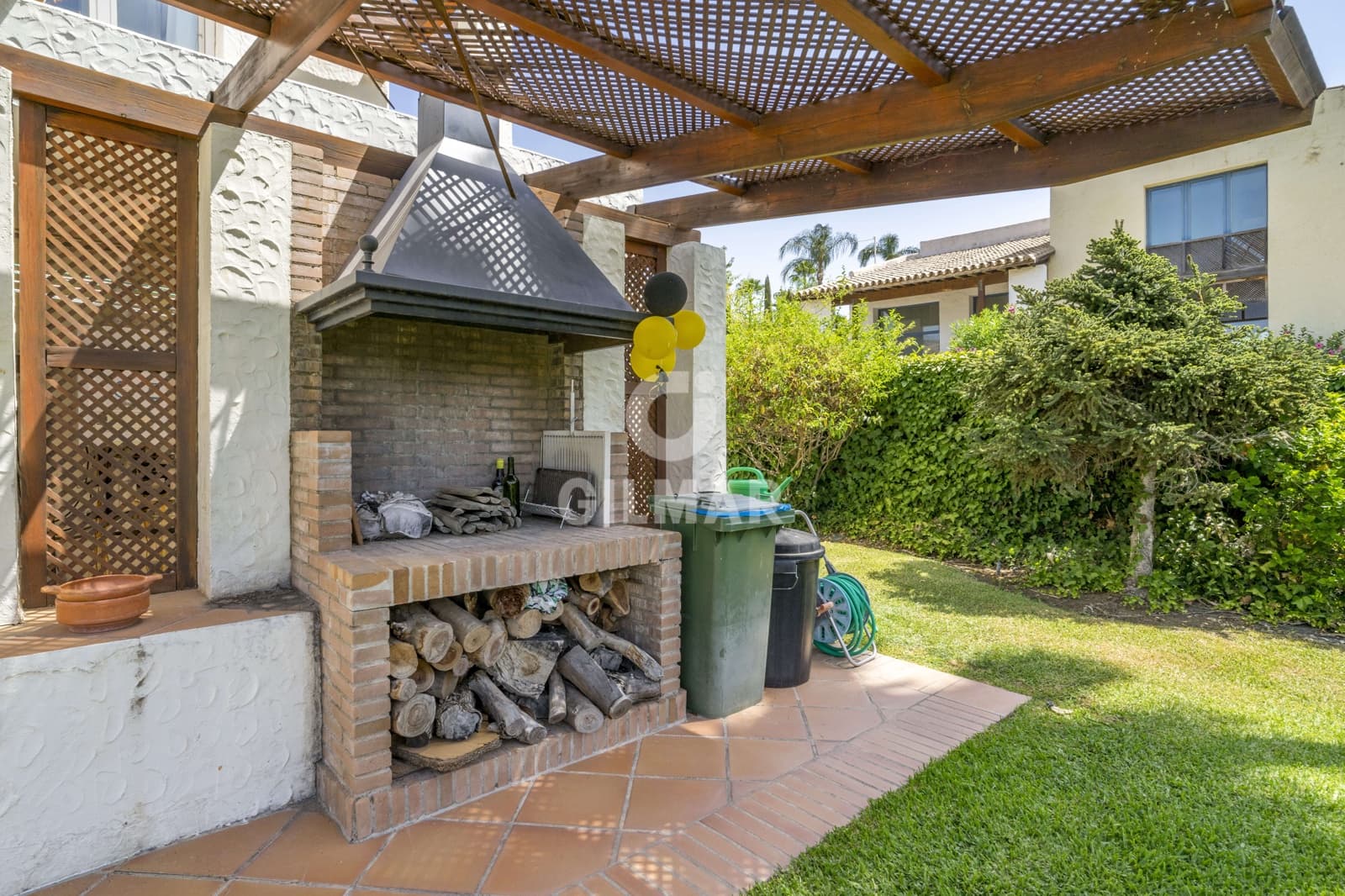 5 sovrum Villa till salu i Benahavis med pool - 2 100 000 € (Ref: 9205997)