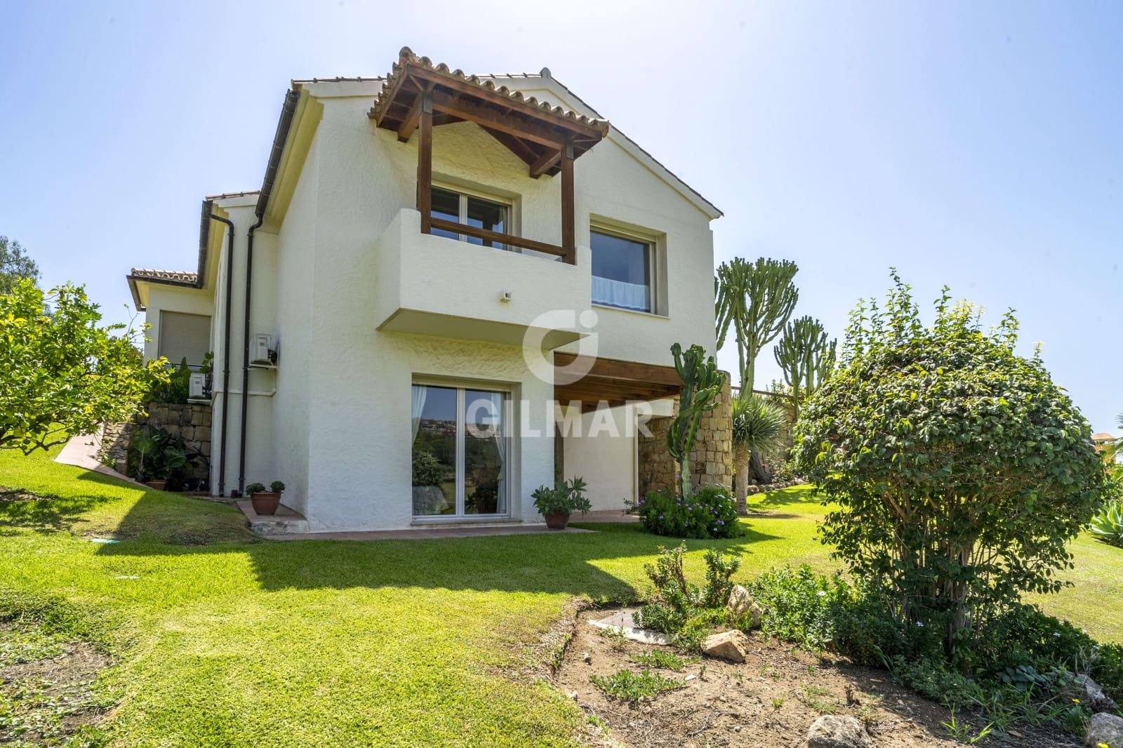 5 sovrum Villa till salu i Benahavis med pool - 2 100 000 € (Ref: 9205997)