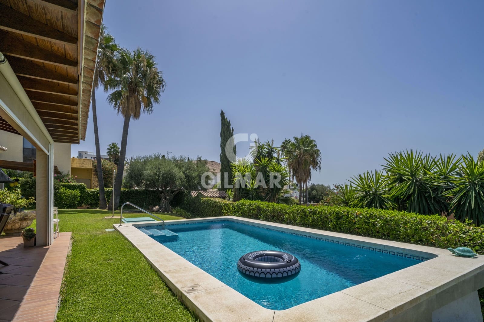 5 sovrum Villa till salu i Benahavis med pool - 2 100 000 € (Ref: 9205997)