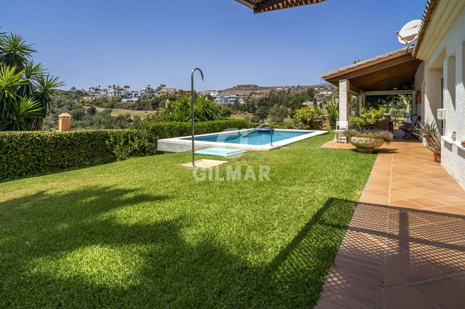5 sovrum Villa till salu i Benahavis med pool - 2 100 000 € (Ref: 9205997)