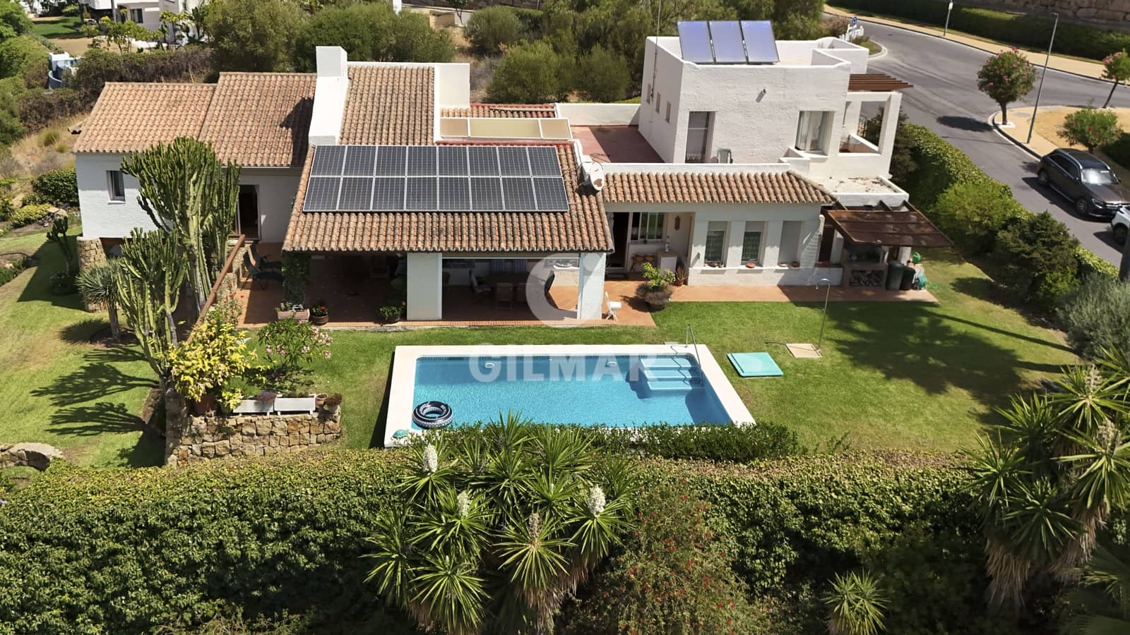 5 sovrum Villa till salu i Benahavis med pool - 2 100 000 € (Ref: 9205997)