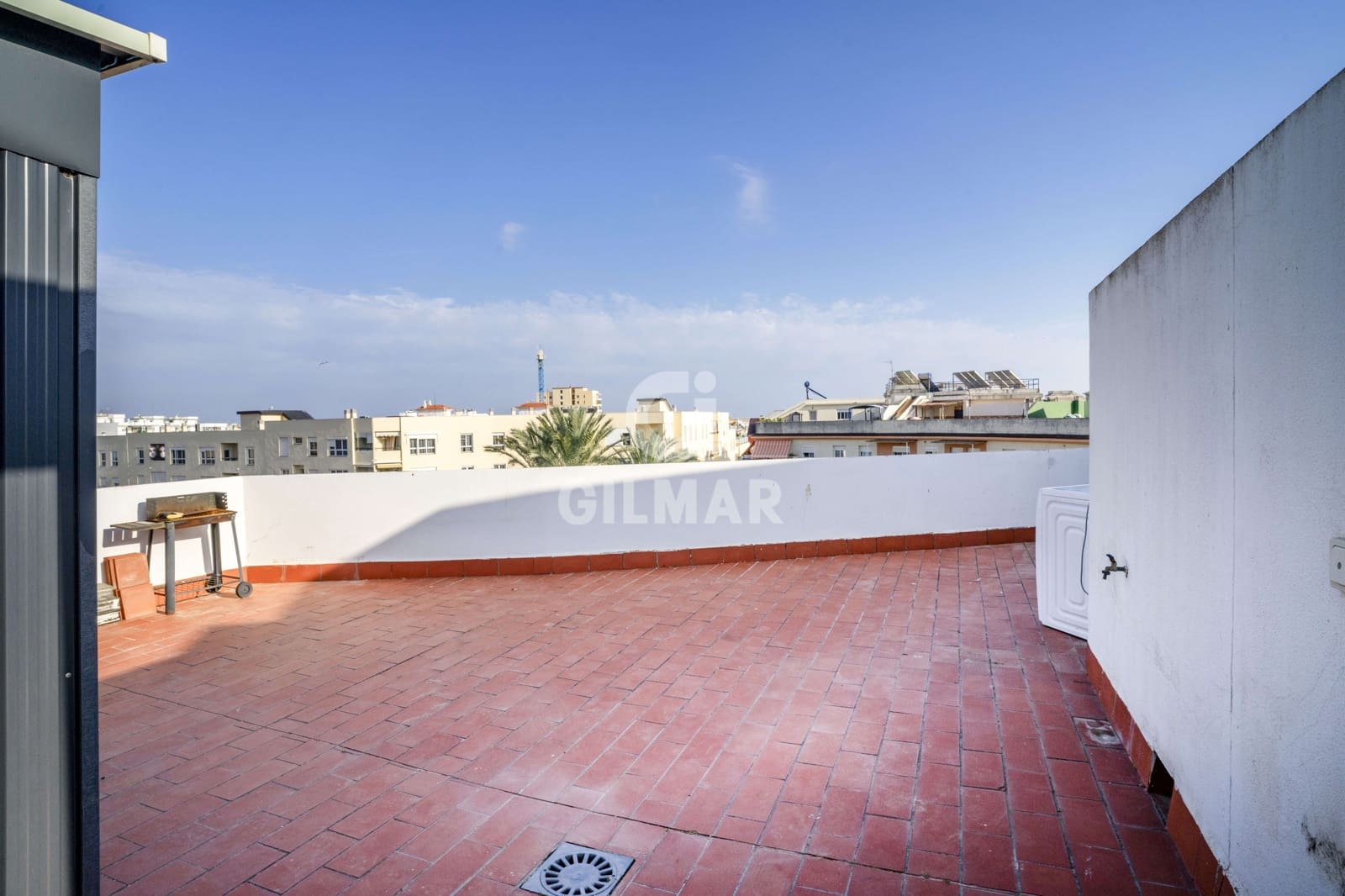 4 soveværelse Penthouse til salg i Estepona med swimmingpool garage - € 790.000 (Ref: 9205998)
