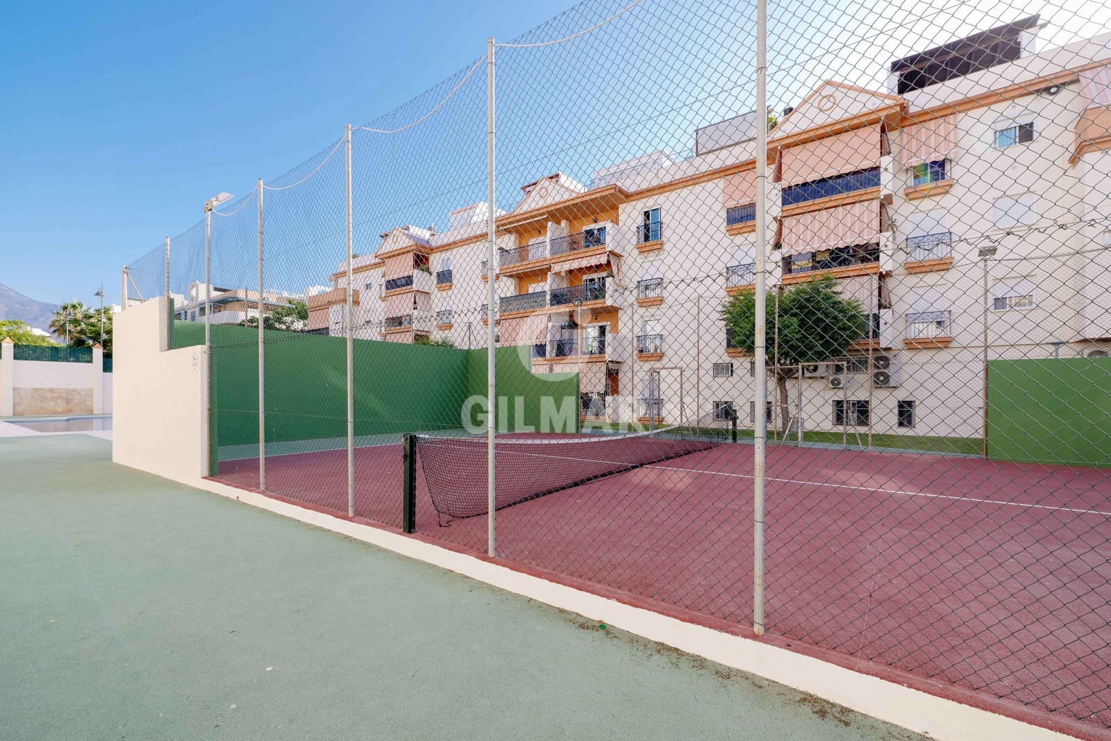 4 soveværelse Penthouse til salg i Estepona med swimmingpool garage - € 790.000 (Ref: 9205998)