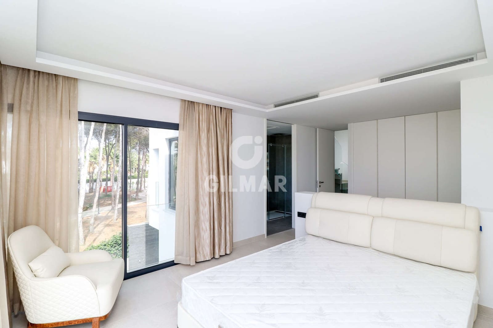 3 soveværelse Rækkehus til salg i Estepona med swimmingpool garage - € 2.500.000 (Ref: 9206001)