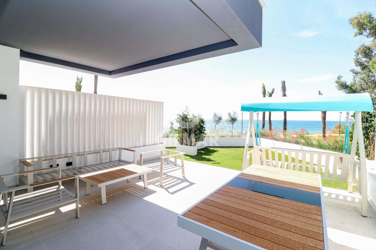 3 soveværelse Rækkehus til salg i Estepona med swimmingpool garage - € 2.500.000 (Ref: 9206001)